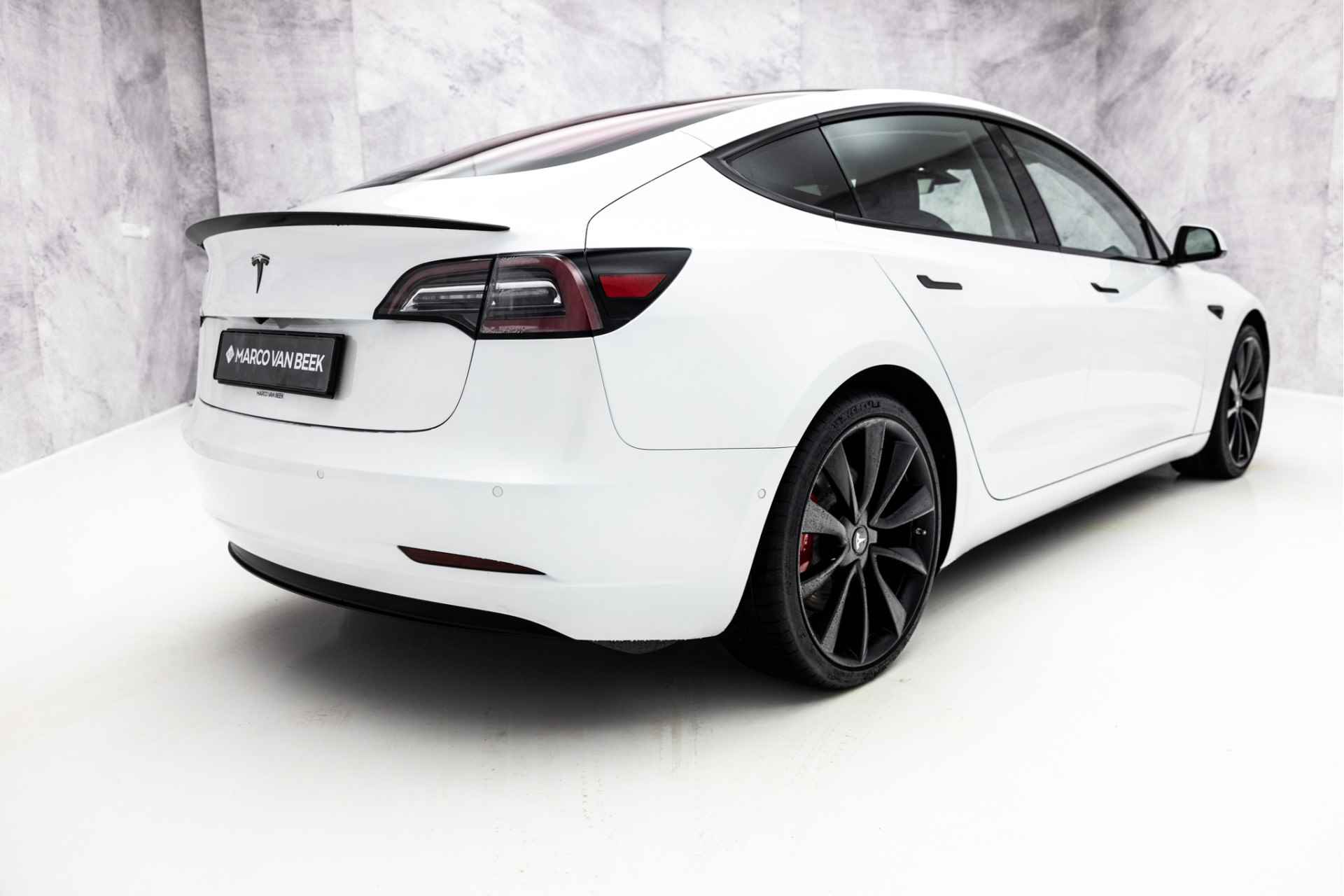 Tesla Model 3 Performance 75 kWh | Autopilot | BTW | 20" | Dual Motor | Pano - 3/60