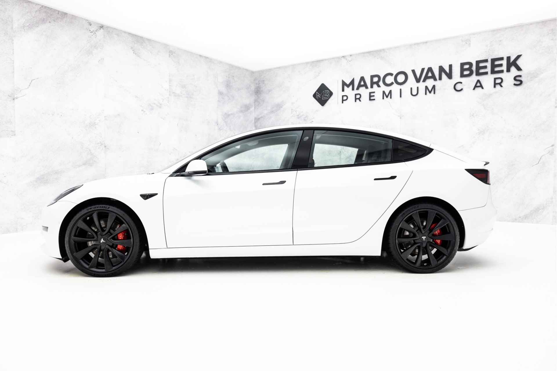 Tesla Model 3 Performance 75 kWh | Autopilot | BTW | 20" | Dual Motor | Pano - 6/60