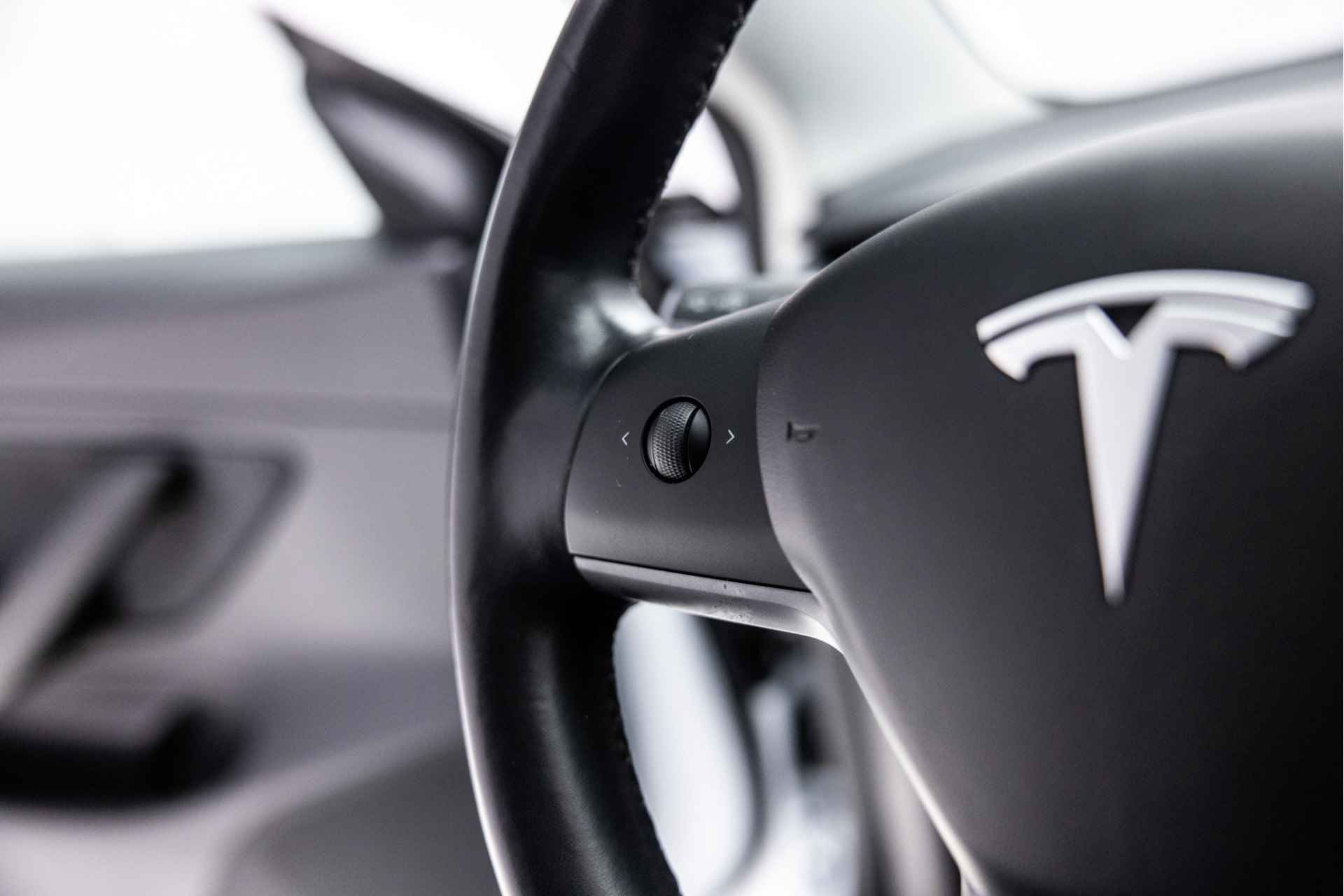 Tesla Model 3 Performance 75 kWh | Autopilot | BTW | 20" | Dual Motor | Pano - 35/60