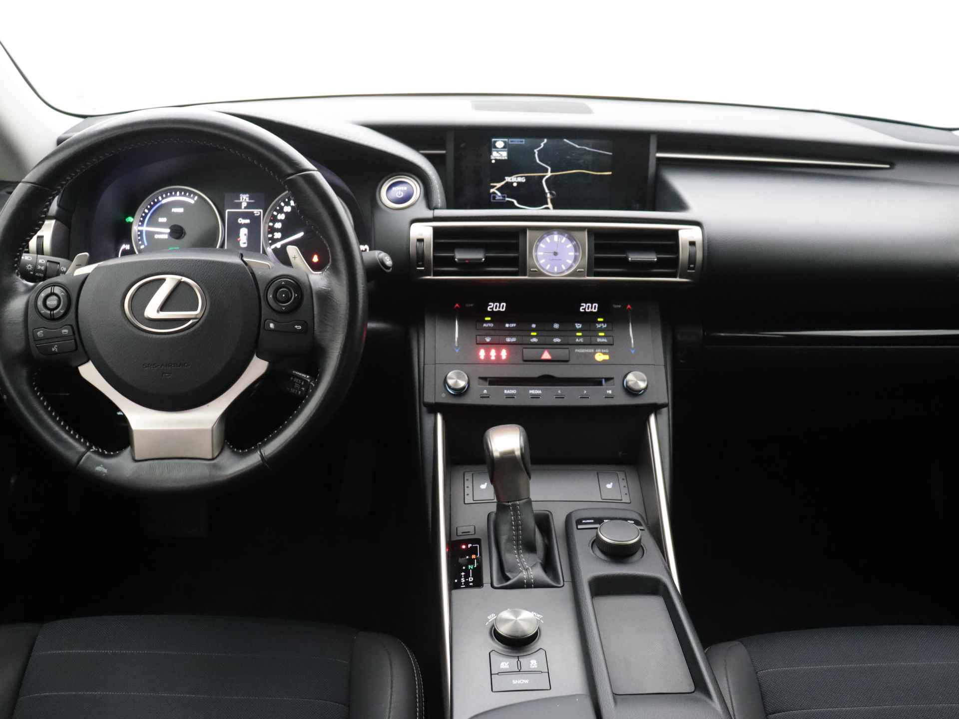 Lexus IS 300h 25th Edition | Navigatie | Camera | LM velgen | Cruise Control | Parkeersensoren | Stoelverwarming | - 6/46