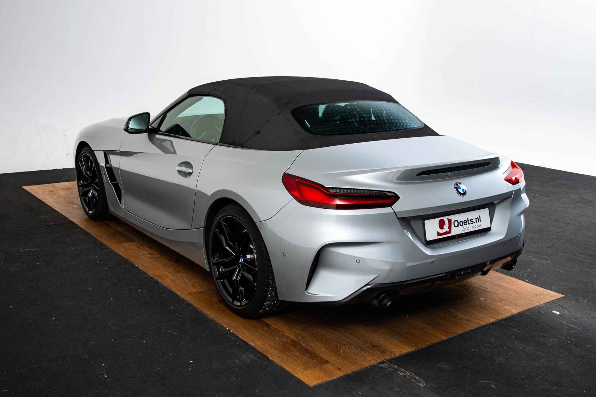 BMW Z4 Roadster sDrive20i Business Edition Plus M Sportpakket - Comfort Access - Adaptive LED - Head-Up Display - Harman Kardon - Kap met Zilvereffect - 61/78