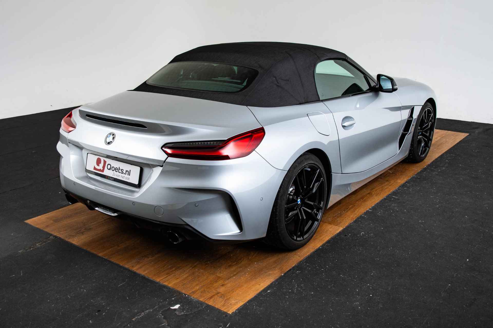 BMW Z4 Roadster sDrive20i Business Edition Plus M Sportpakket - Comfort Access - Adaptive LED - Head-Up Display - Harman Kardon - Kap met Zilvereffect - 62/78