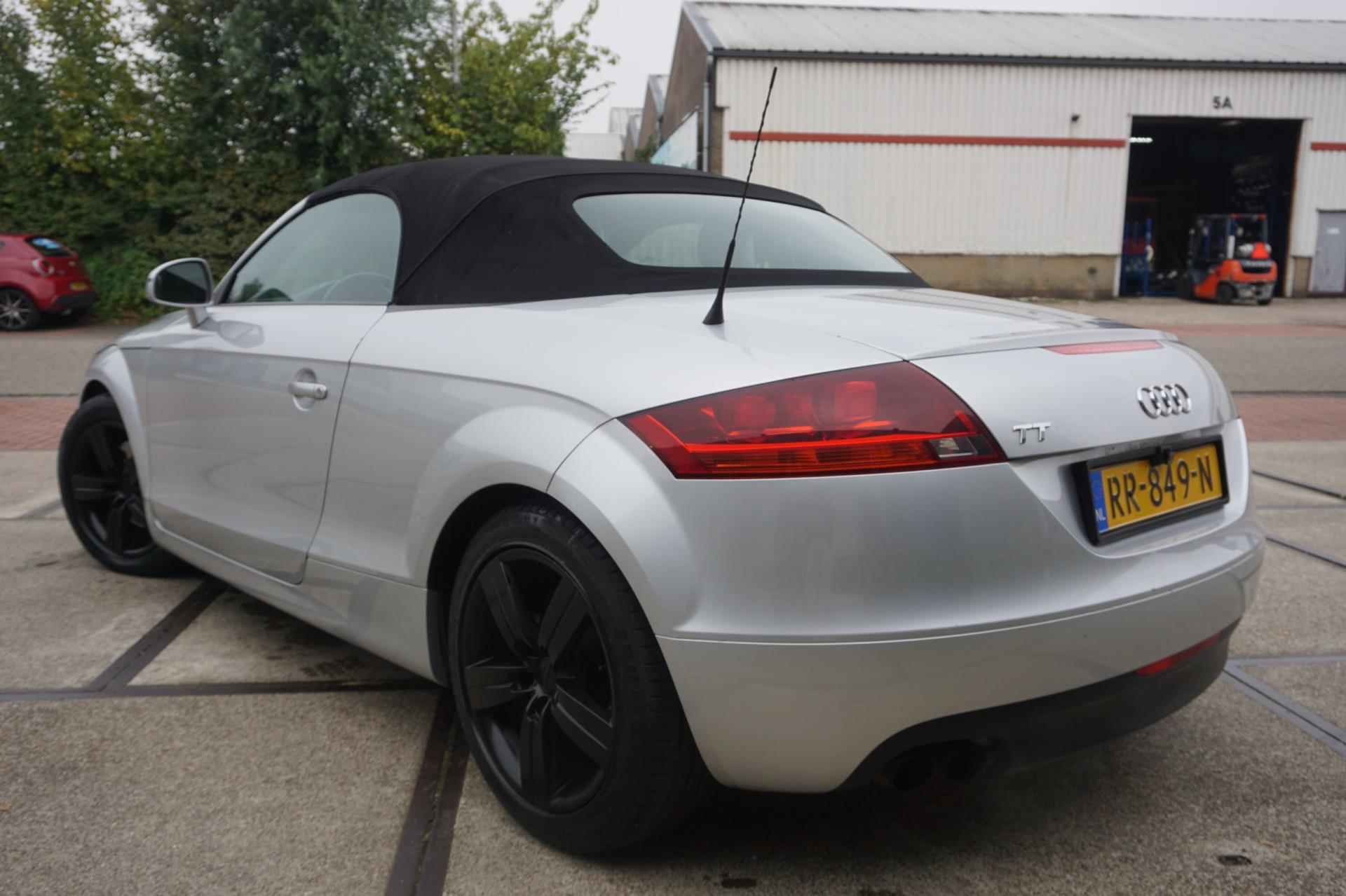 Audi TT Roadster 2.0 TFSI - 9/25