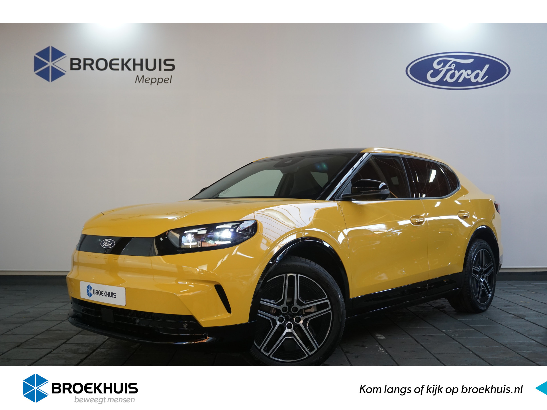 Ford Capri Premium Extended Range RWD 77 kWh | Vivid Yellow | 20" LMV | Driver assistance pack | Panoramadak | SNEL RIJDEN!