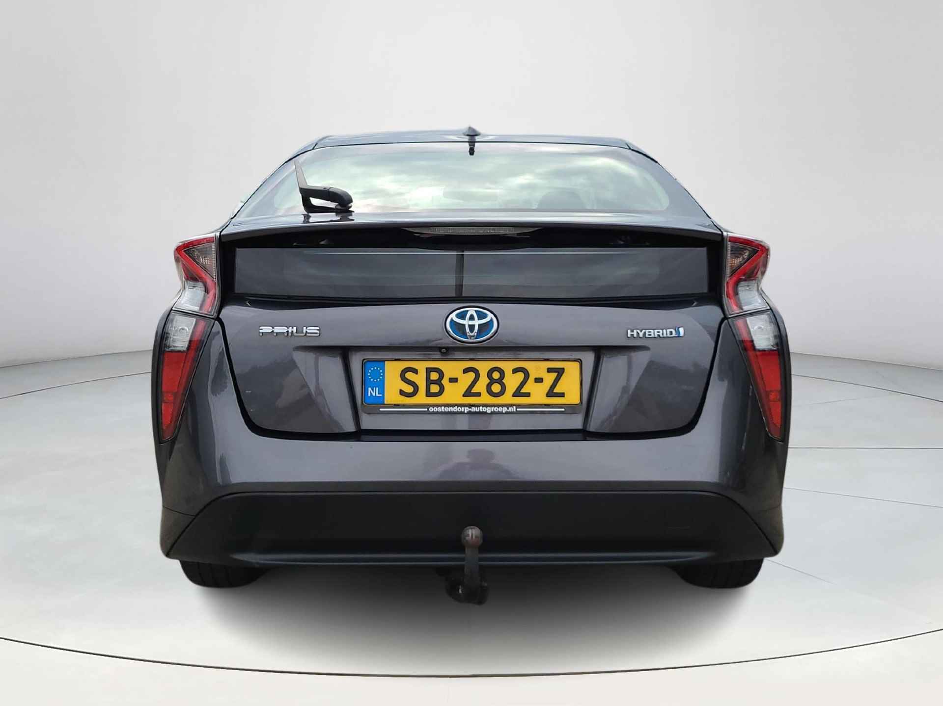 Toyota Prius 1.8 Hybrid Dynamic - 5/33