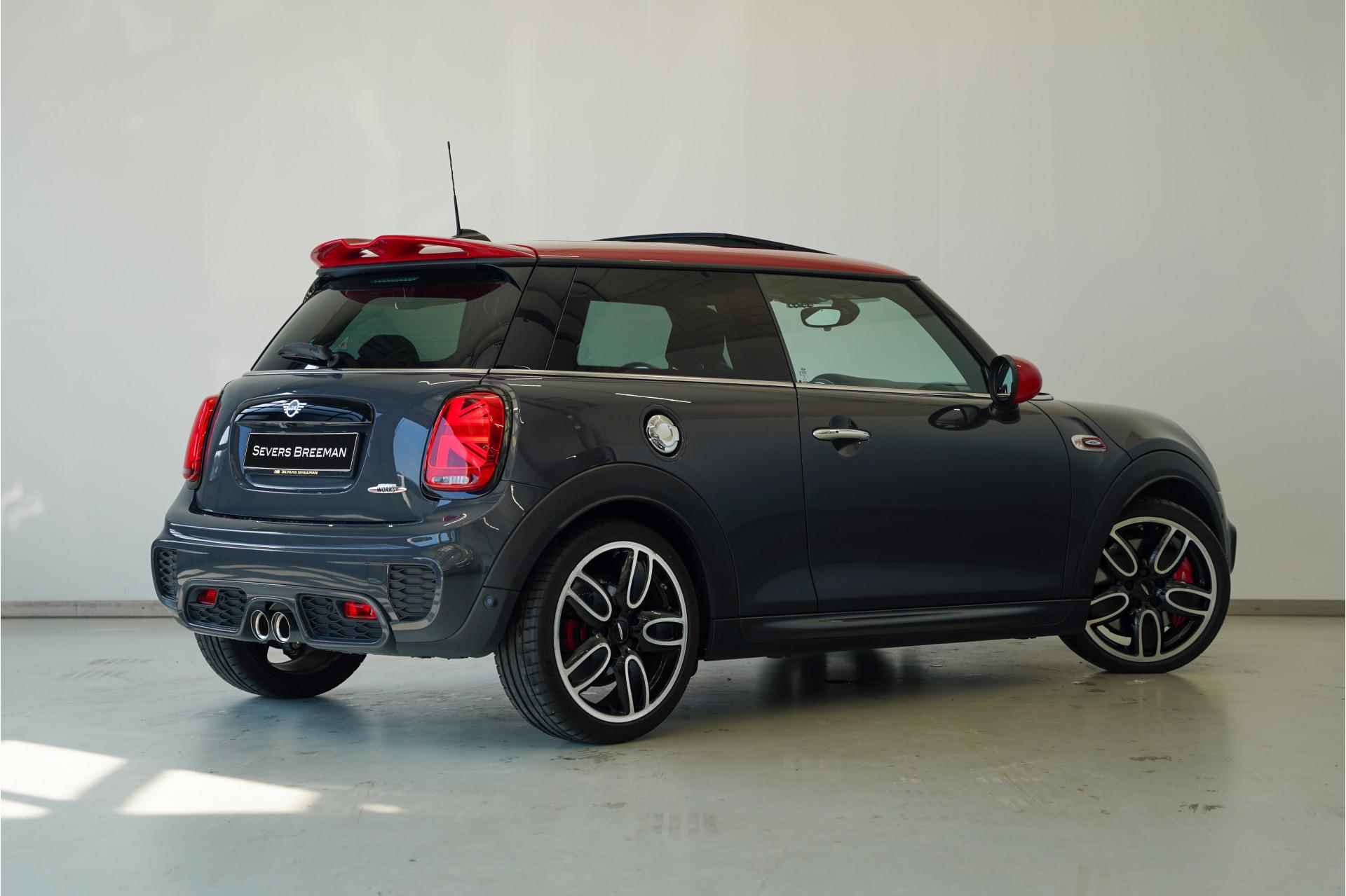 MINI 3-deurs John Cooper Works Chili Serious Business Aut. - 2/25