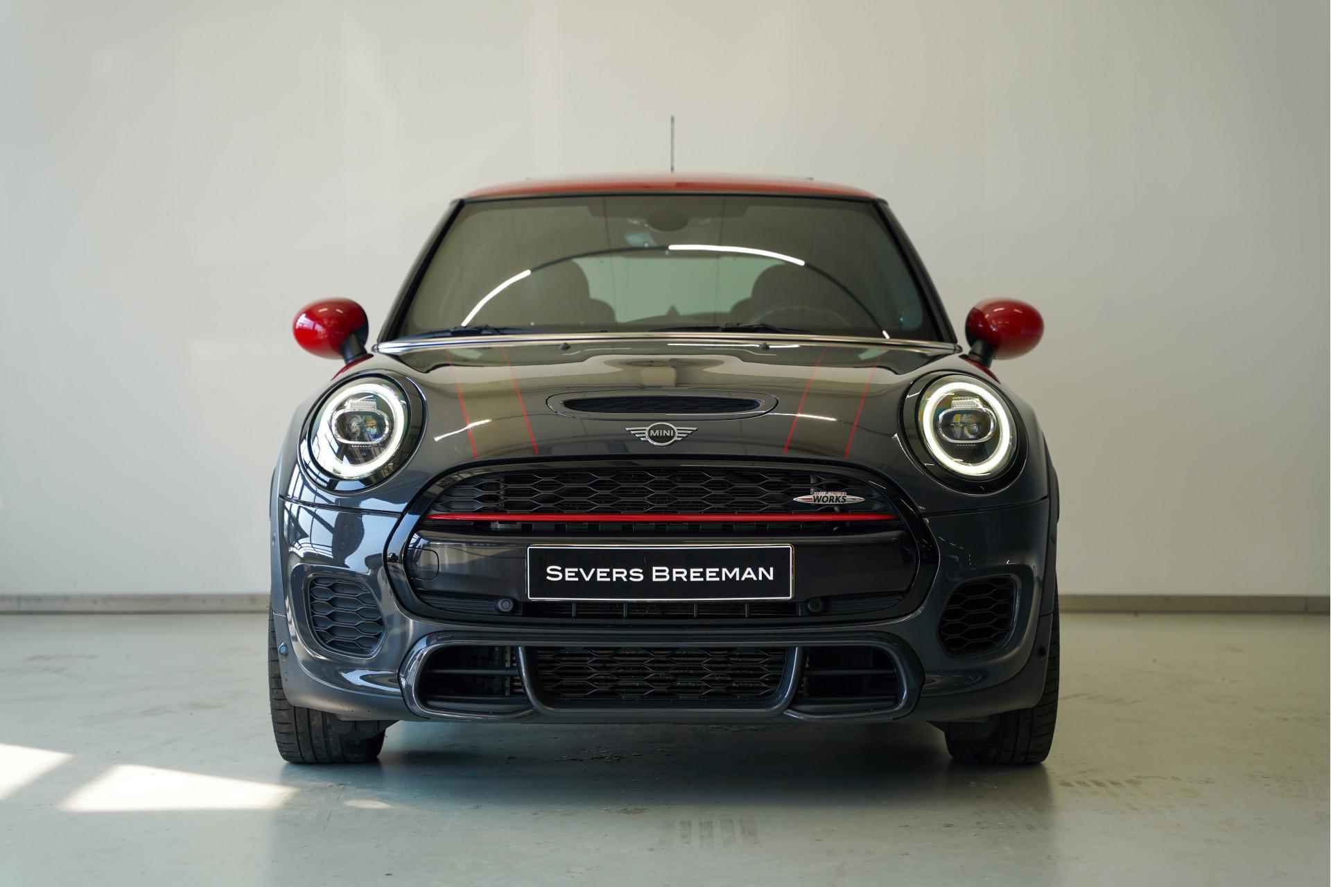 MINI 3-deurs John Cooper Works Chili Serious Business Aut. - 8/25