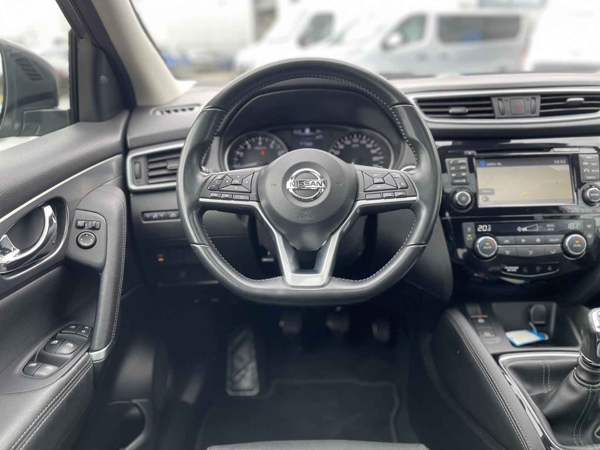 Nissan Qashqai 1.2 Tekna / PRIJS = RIJKLAAR! / Panoramadak | Navigatie | Stoelverwarming | 360° Camera | LED Koplampen | Dodehoek Detectie | - 15/28