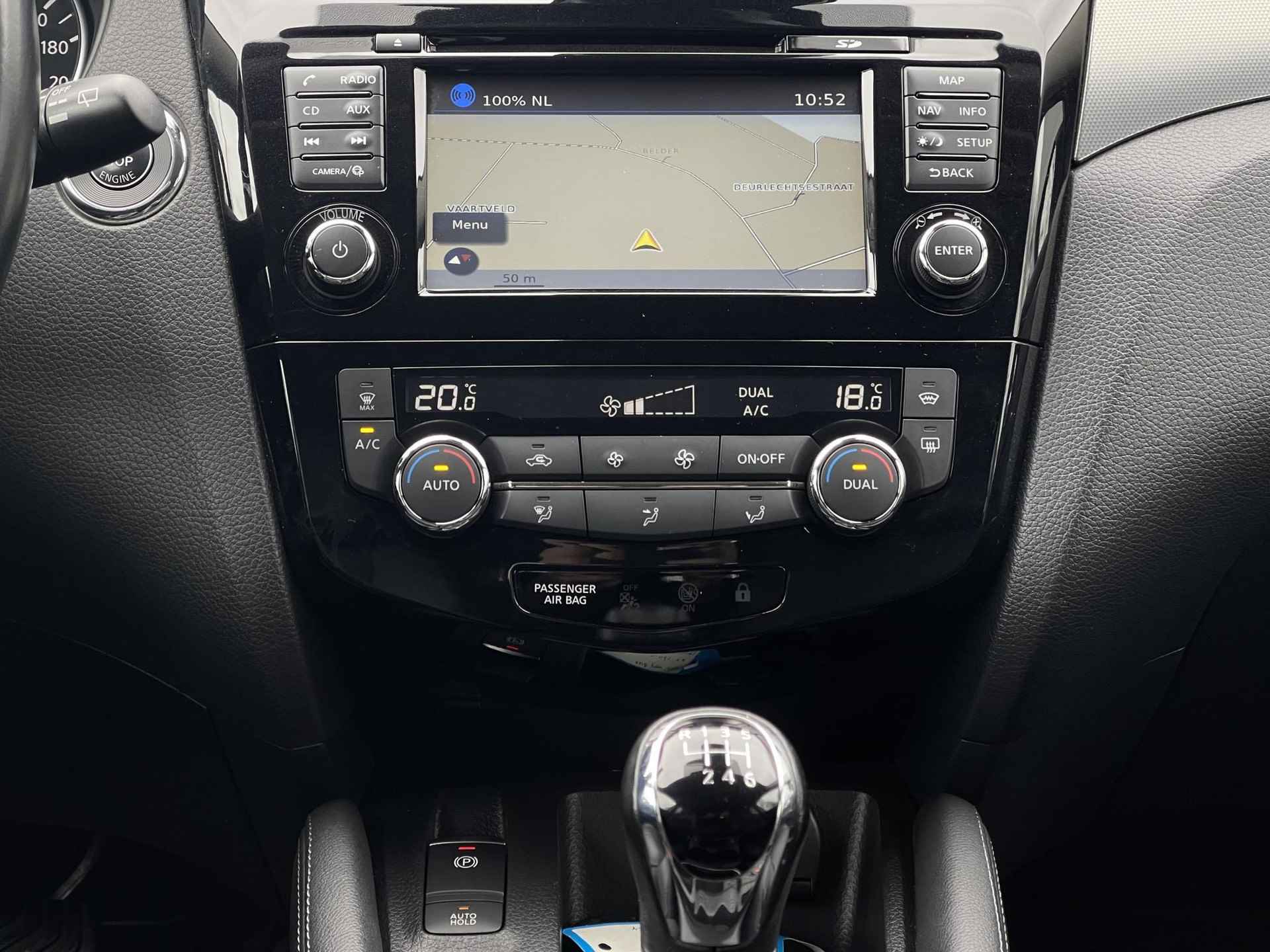 Nissan Qashqai 1.2 Tekna | Panoramadak | Navigatie | Stoelverwarming | 360° Camera | LED Koplampen | Dodehoek Detectie | Rijklaarprijs! - 20/28