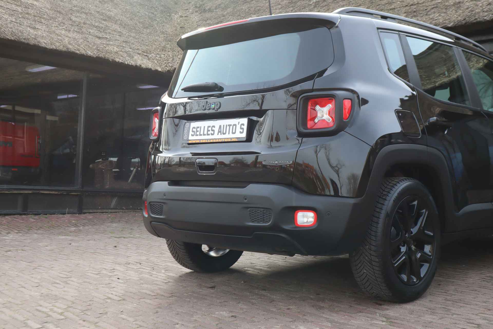 Jeep Renegade 1.0T Night Eagle | DAB Radio | Keyless | Apple carplay & Android Auto - 3/41