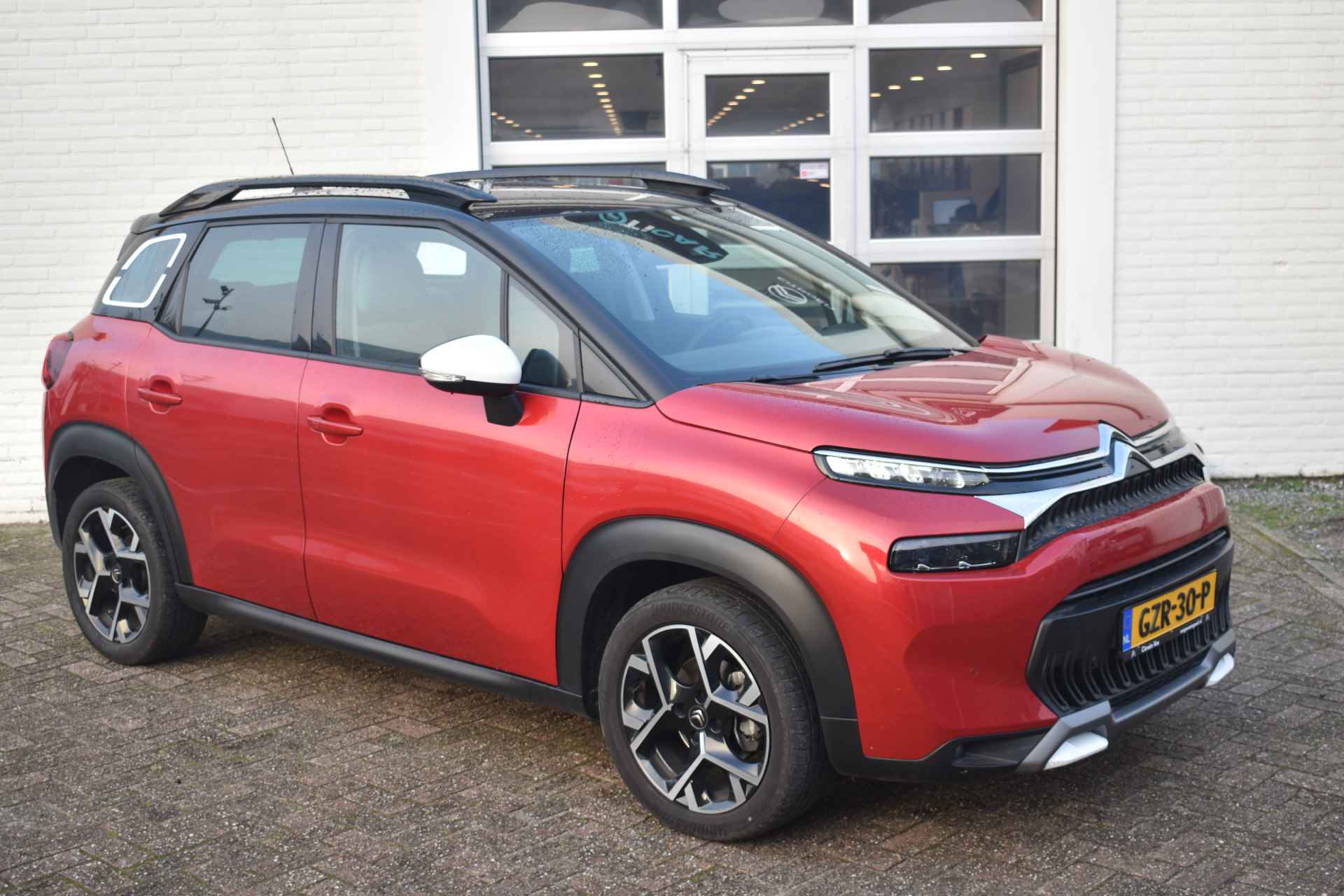 Citroën C3 Aircross PureTech 130 EAT6 Shine Trekhaak | Navi | Leder | Airco | * - 4/26