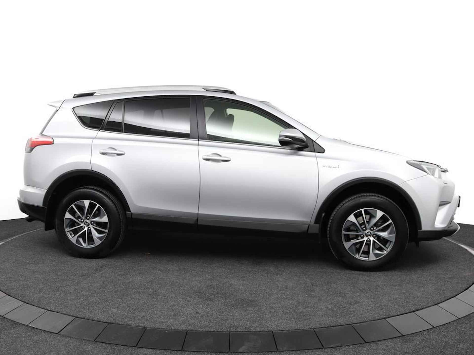 Toyota RAV4 2.5 Hybrid First Edition | Trekhaak | Navigatie | Stoelverwarming | Parkeercamera | - 13/60