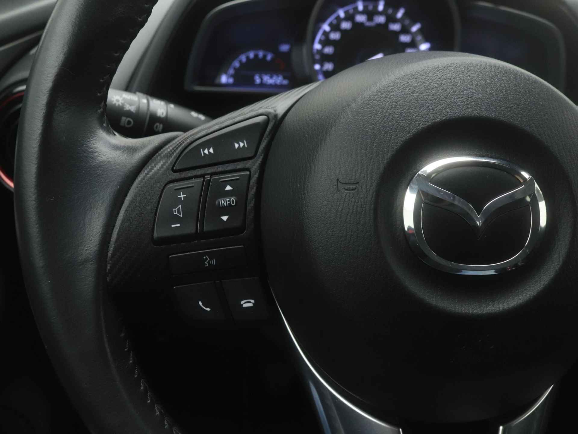 Mazda CX-3 2.0 SkyActiv-G Skylease+ met afneembare trekhaak en all-weather banden : volledig onderhouden - 24/46