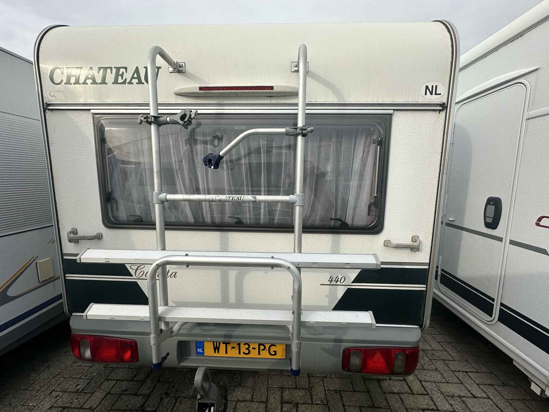 CHATEAU CALISTA 440 DWARSBED + VOORTENT + FIETSENDRAGER - 6/17