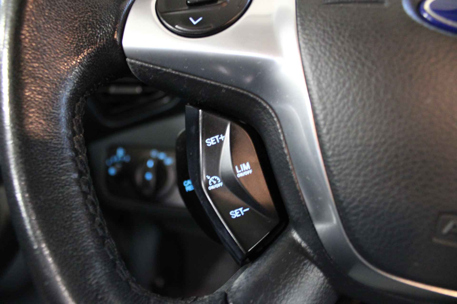 Ford Grand C-Max 1.0 Edition | Airco | Cruise control | Navigatie | Trekhaak | Parkeersensoren | Isofix | Leuke familie auto | - 24/29