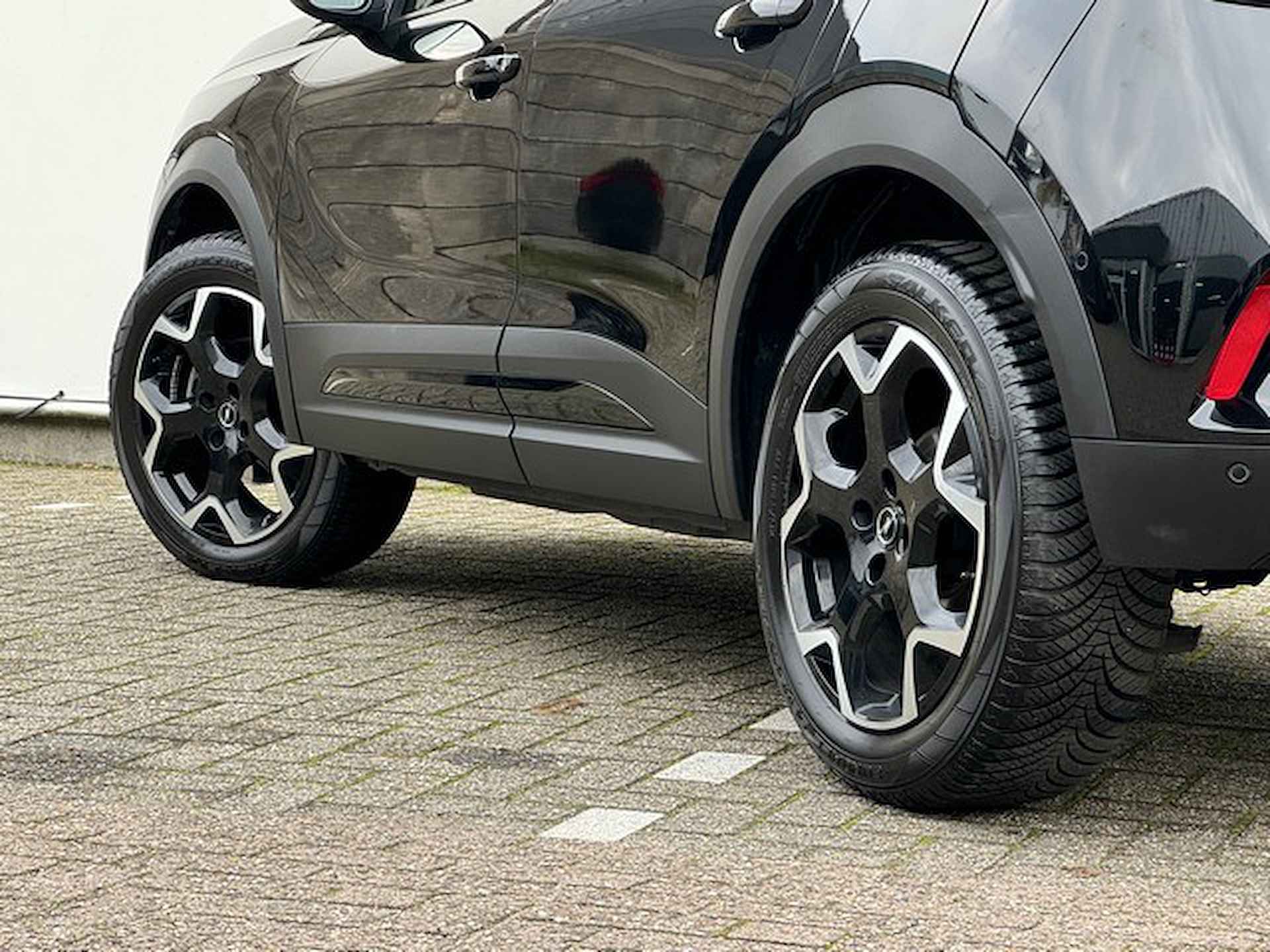 Opel Mokka 1.2 Turbo Ultimate Automaat met 18inch, Massage, Alcantara, Adap.Cruise, LED, Winterpack, Dodehoek - 7/25