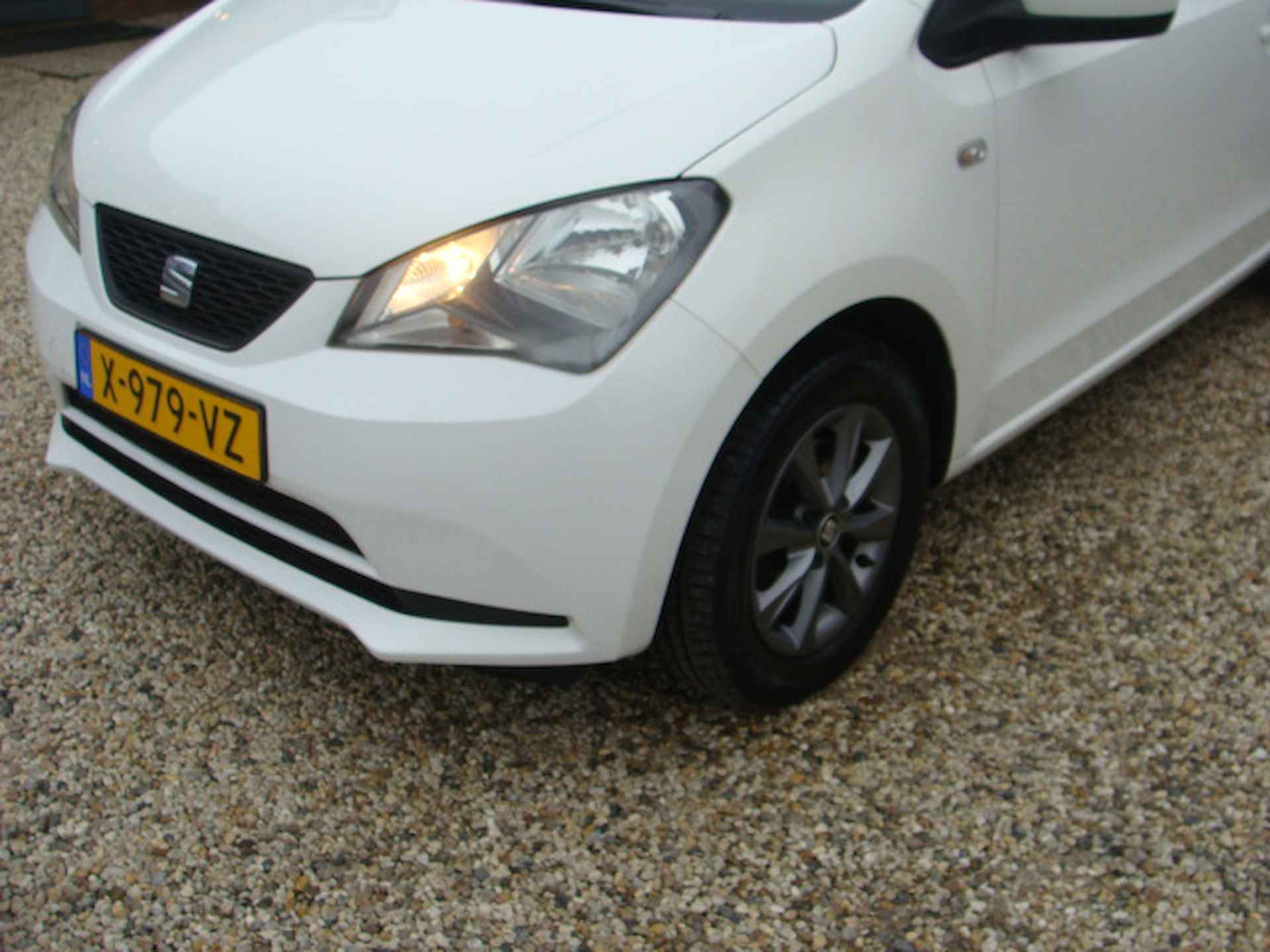 SEAT Mii 1.0 60pk 3drs Sport Dynamic - 6/24