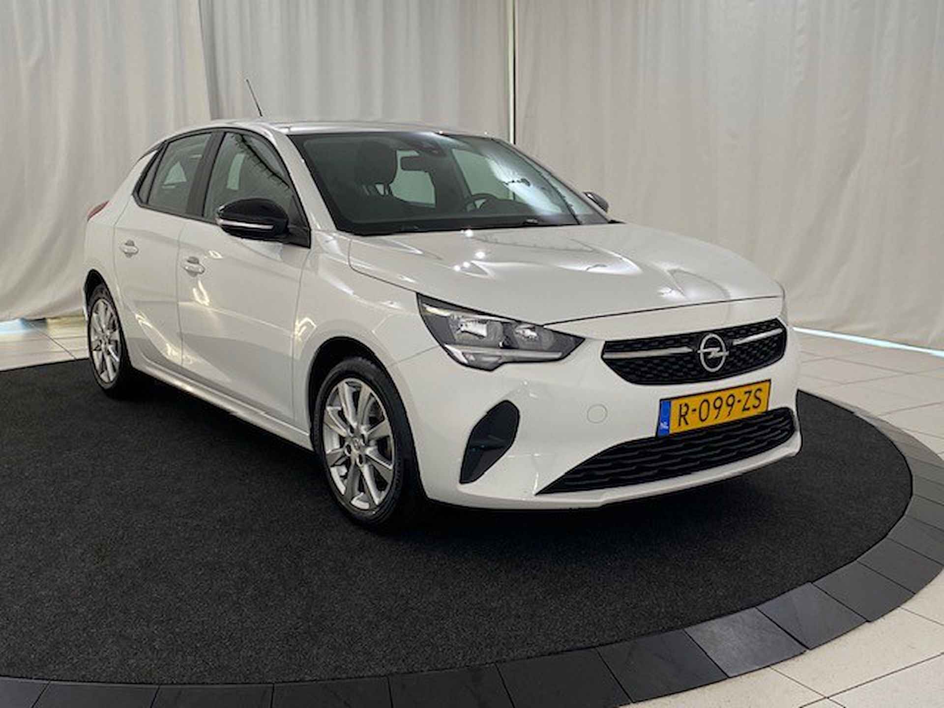 OPEL Corsa 1.2 75pk LEVEL 2  / Navigatie / Parkeersensoren / Apple CARPLAY - Android Auto - 2/24