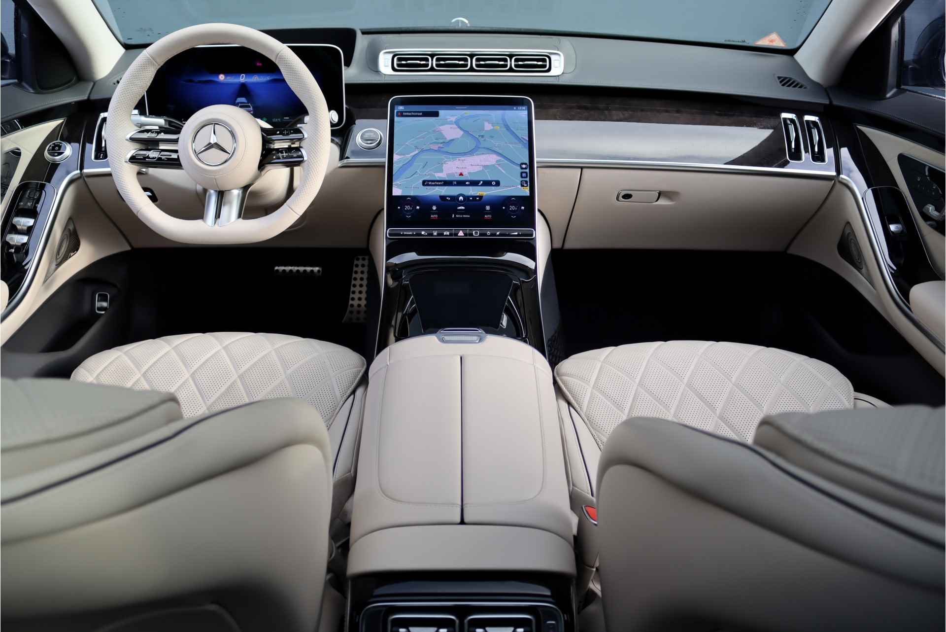 Mercedes-Benz S-Klasse 500 4MATIC Lang AMG Line Aut9 | Luchtvering | Distronic+ | Memory | Burmester | Stoelventilatie V+A | Massage V+A |Schermen Achter | Nappa Leder | 3D-Display | Verwarmd Stuurwiel | Vlakkenverwarming | Standkachel | - 3/41