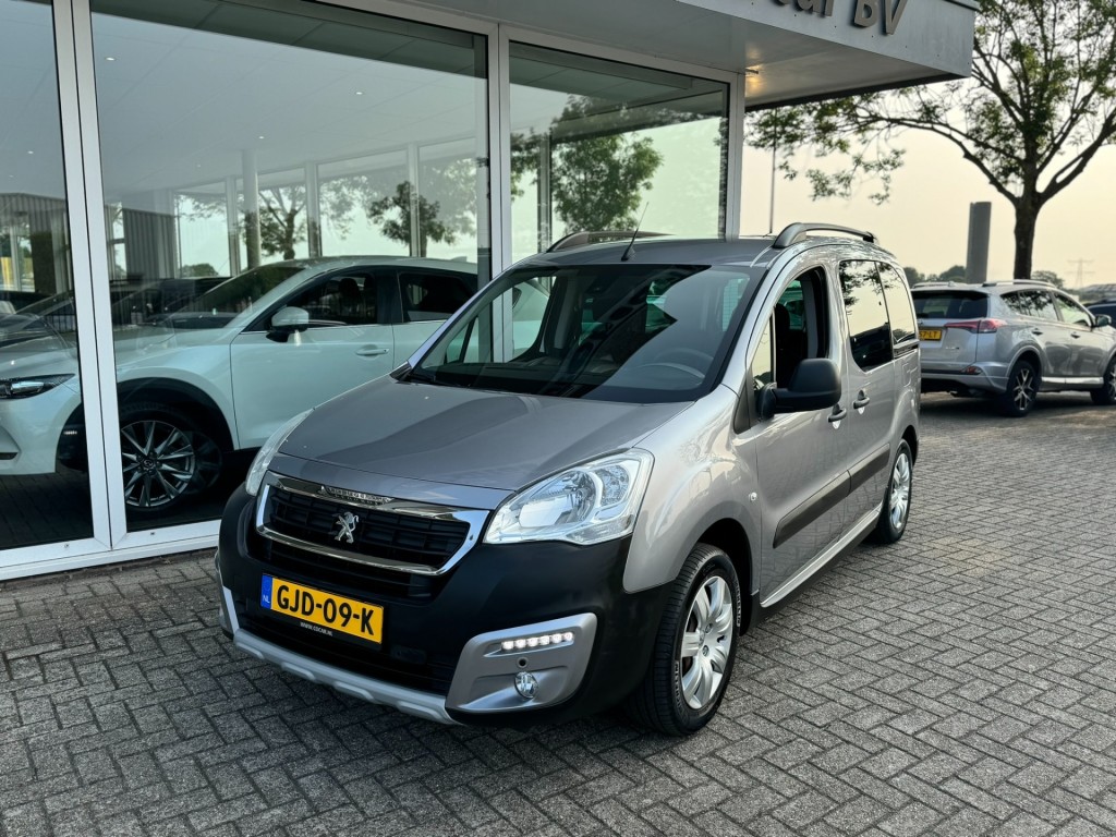 PEUGEOT Partner 1.2 PureTech 110pk Active/ ALL IN PRIJS