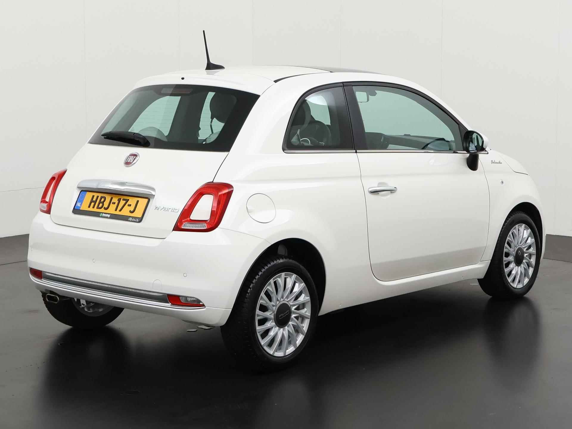 Fiat 500 1.0 Hybrid Dolcevita | Panoramadak | Apple/Android Carplay | Parkeersensor | Zondag Open! - 4/32