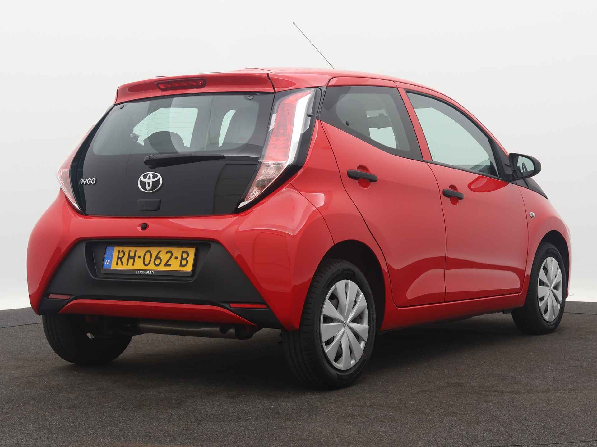 Toyota Aygo 1.0 VVT-i x-fun | Airco | Centrale deurvergrendeling met afstandsbediening | - 3/40