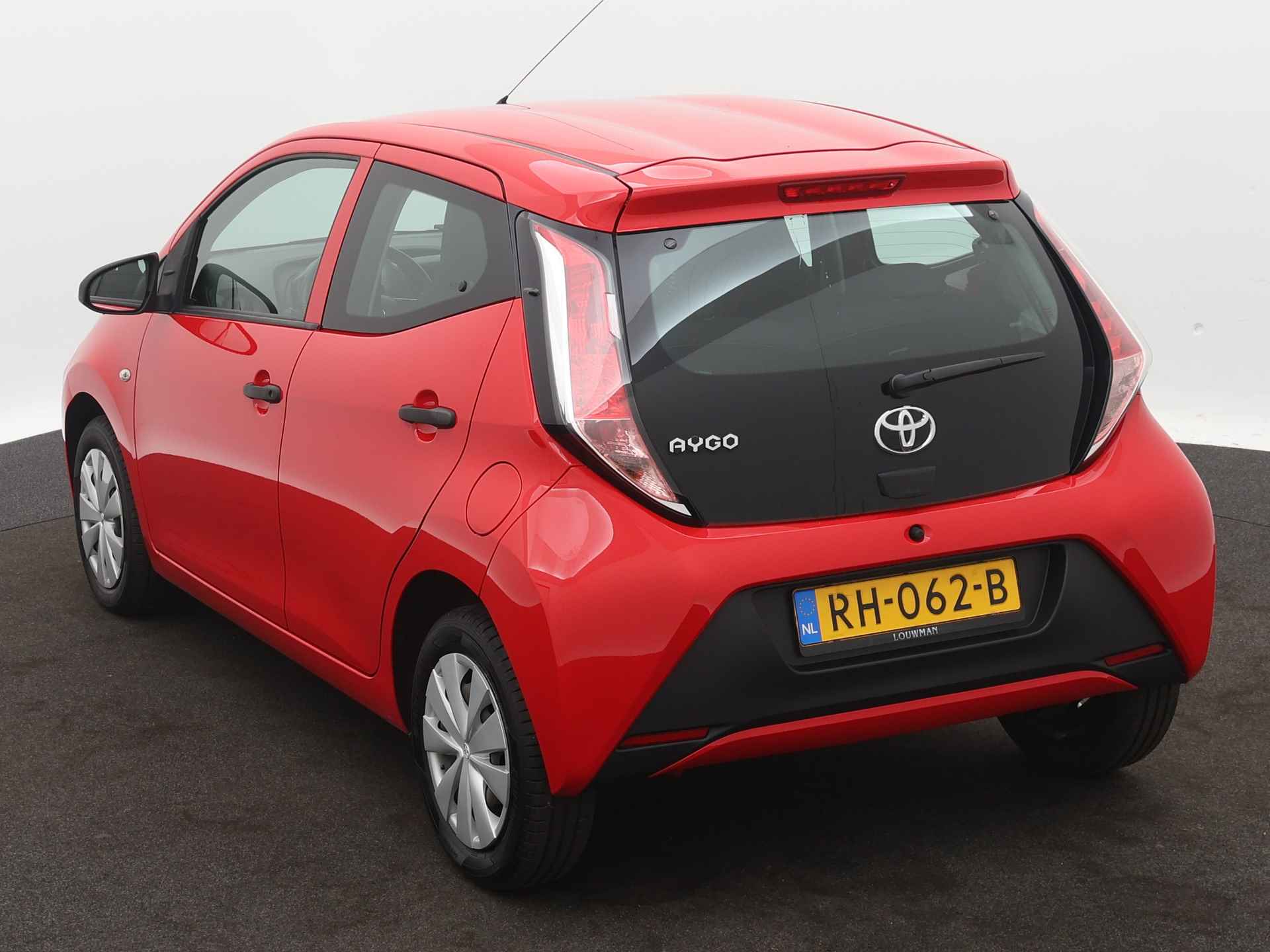 Toyota Aygo 1.0 VVT-i x-fun | Airco | Centrale deurvergrendeling met afstandsbediening | - 16/40