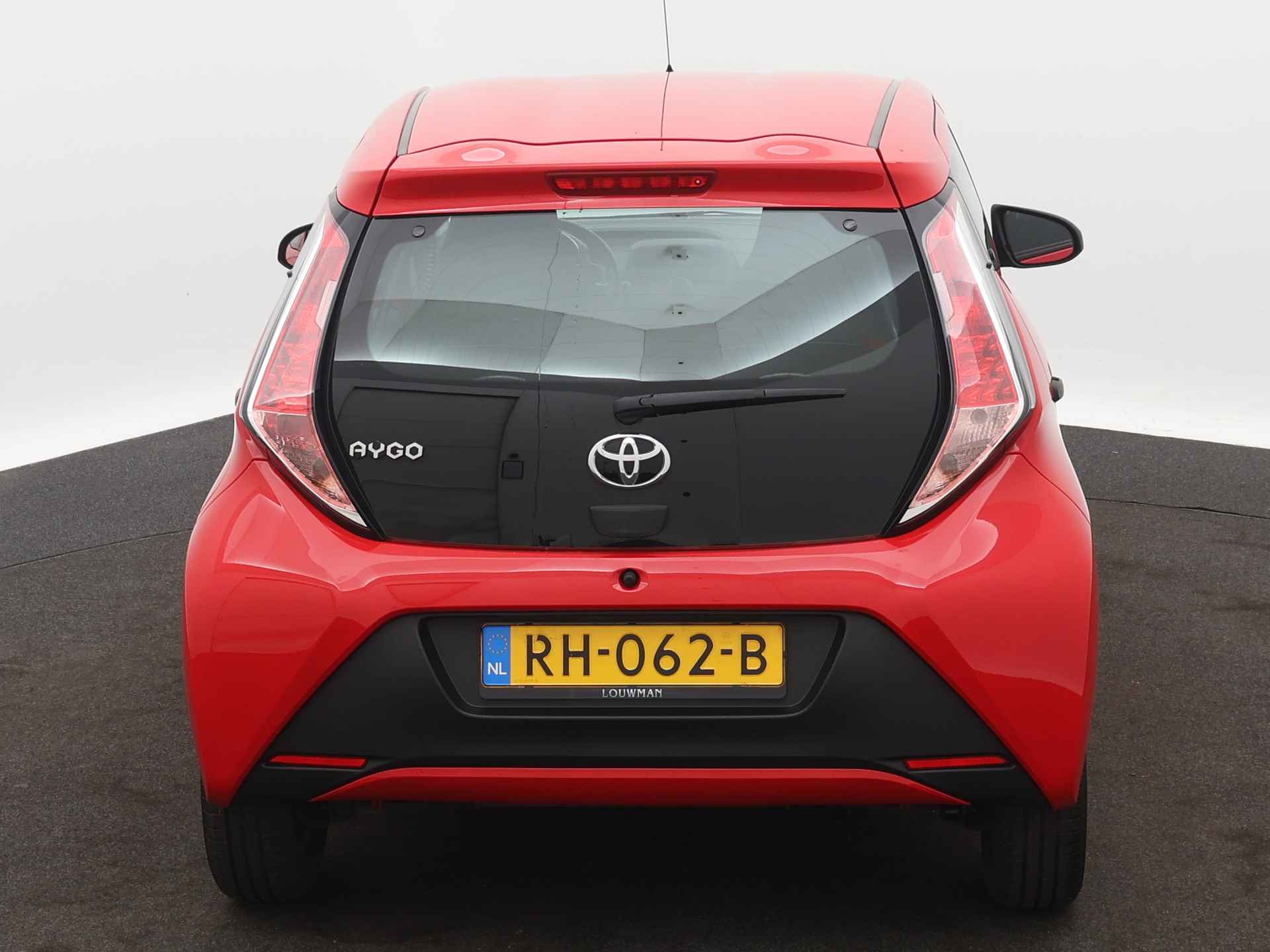 Toyota Aygo 1.0 VVT-i x-fun | Airco | Centrale deurvergrendeling met afstandsbediening | - 29/40