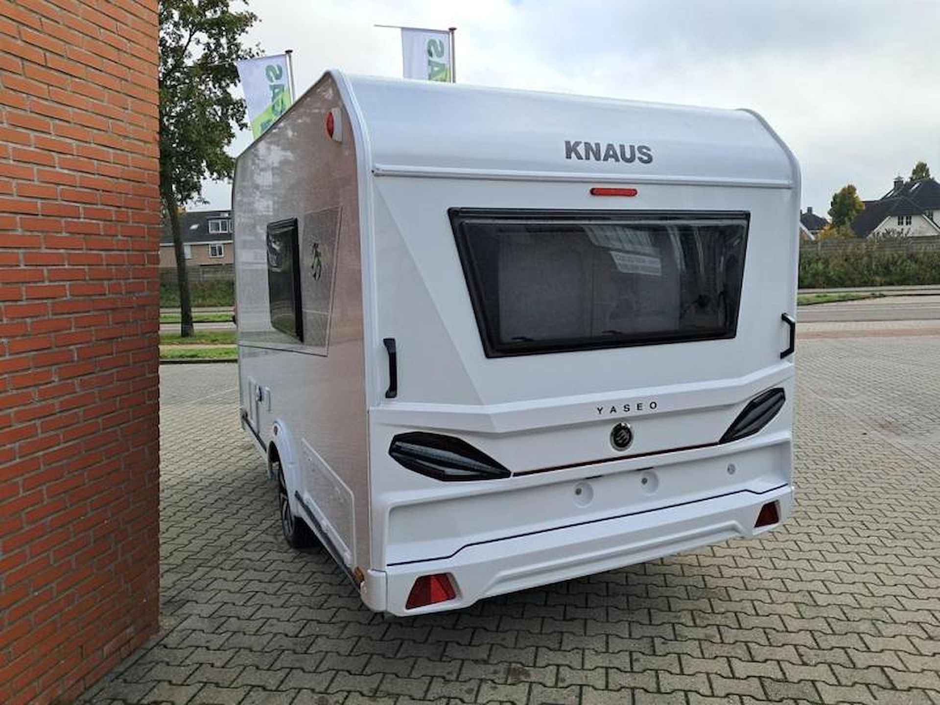 Knaus Yaseo 340 PX - 4/12