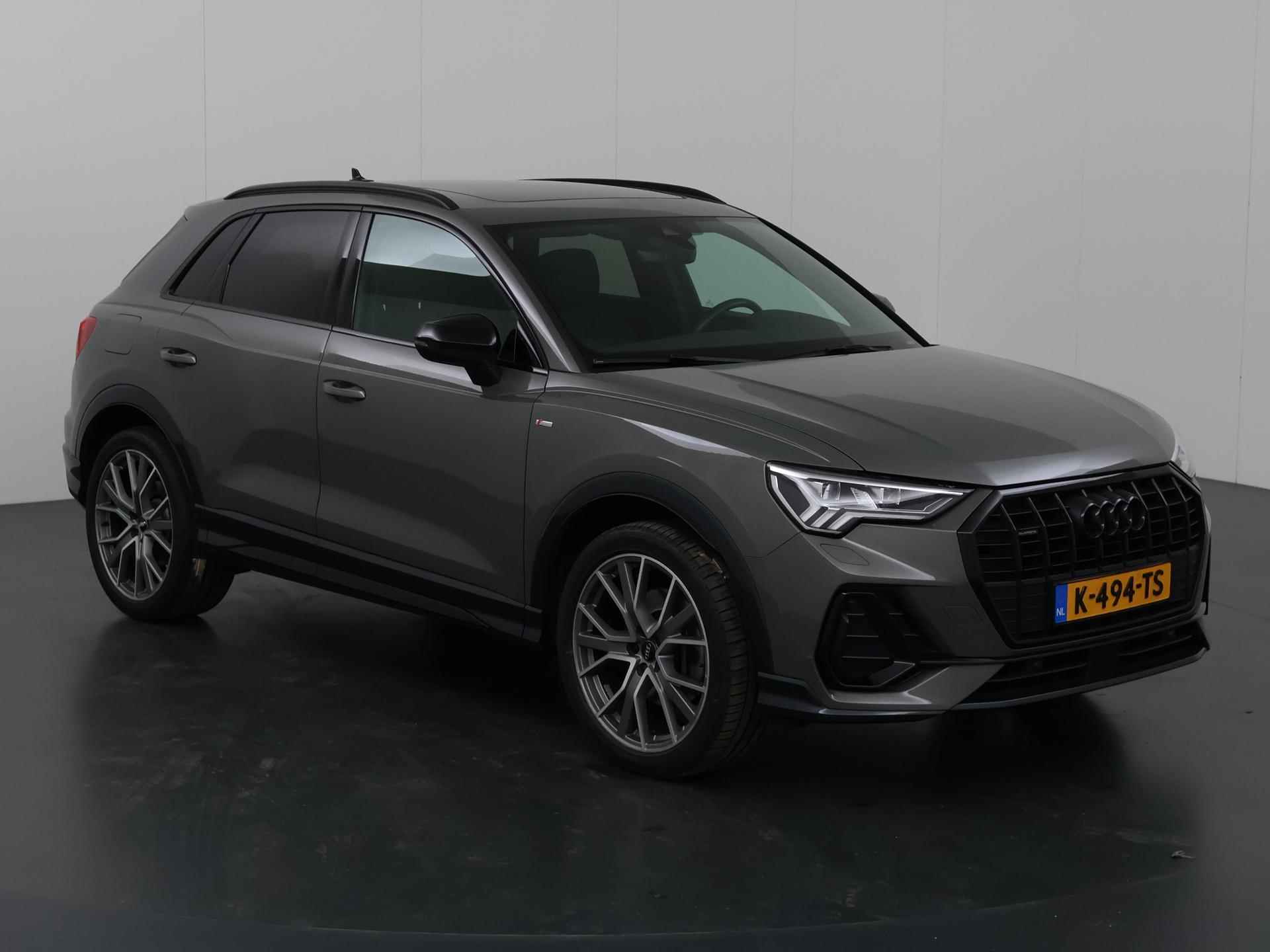 Audi Q3 45 TFSI quattro S-Line | 2x S-Line | Panoramadak | Stoelverwarming | Virtual Cockpit | B&O Audio | Camera | Rijassistent-Systeem | Sportstoelen | Matrix-LED | DAB |  Trekhaak | - 24/45