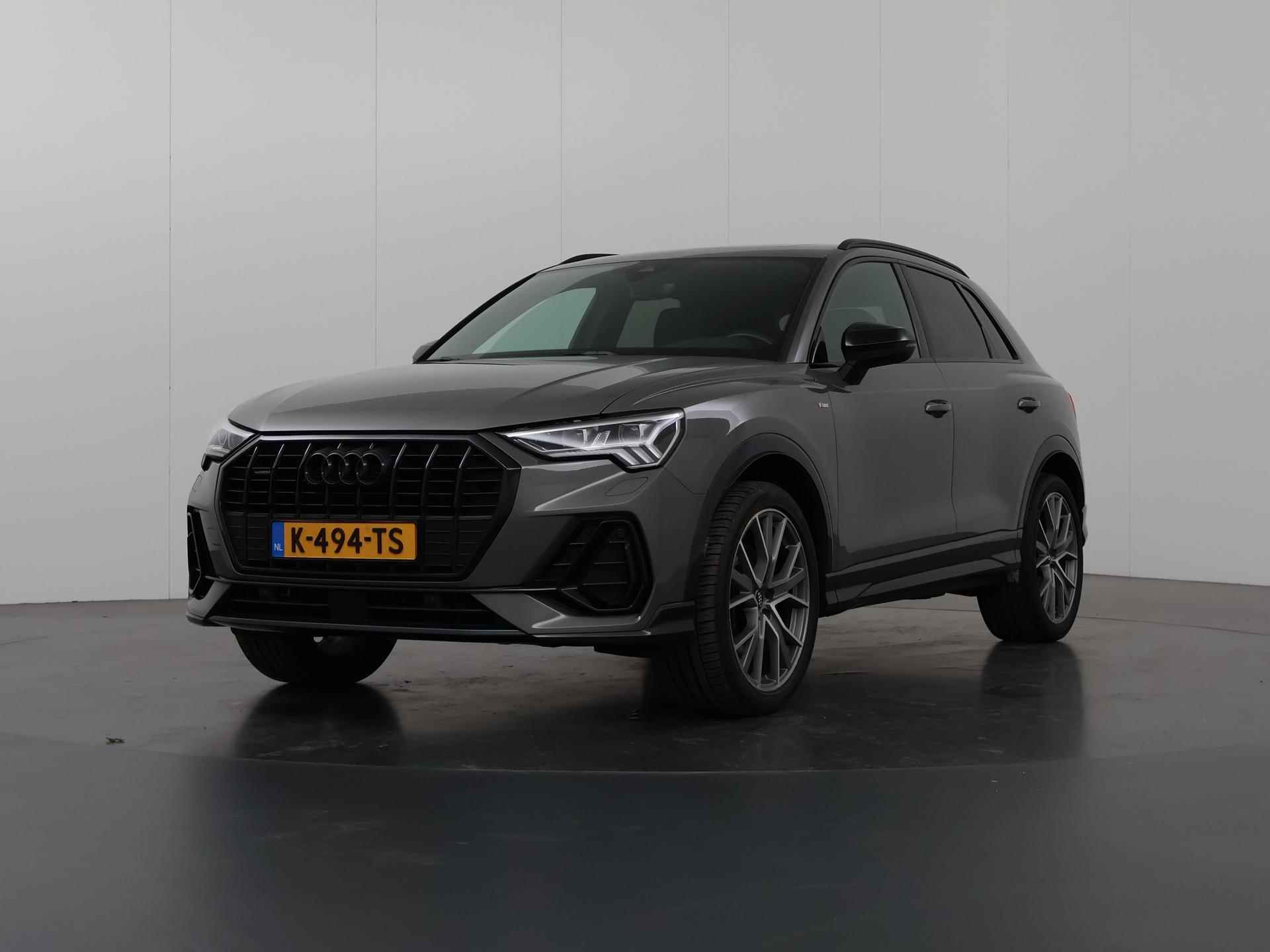 Audi Q3 45 TFSI quattro S-Line | 2x S-Line | Panoramadak | Stoelverwarming | Virtual Cockpit | B&O Audio | Camera | Rijassistent-Systeem | Sportstoelen | Matrix-LED | DAB |  Trekhaak | - 45/45