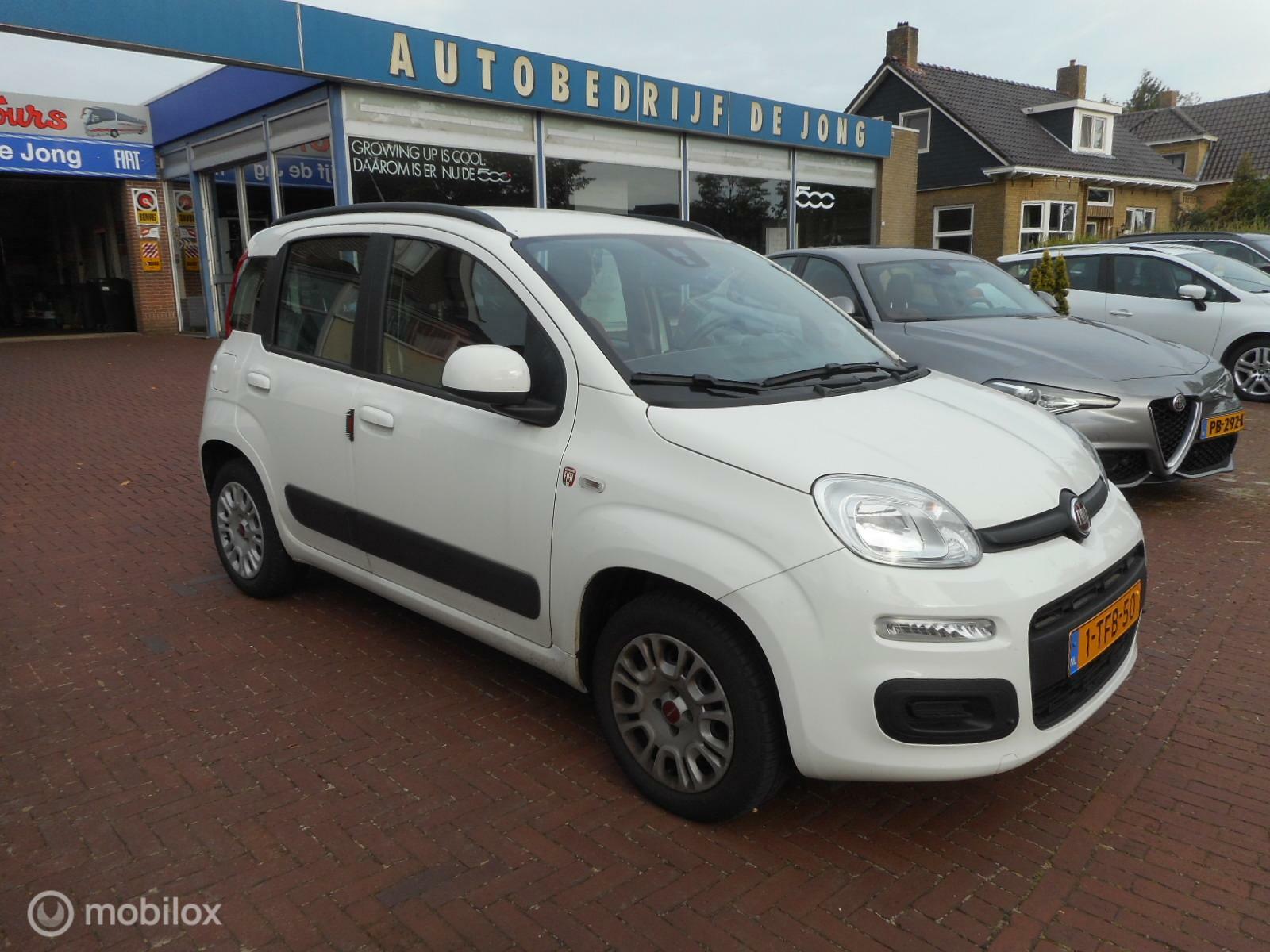 Fiat Panda TwinAir Turbo 85 Lounge Dualogic AUTOMAAT+ESP+PDC+RESERVEWIEL+CITY BRAKE CONTROL