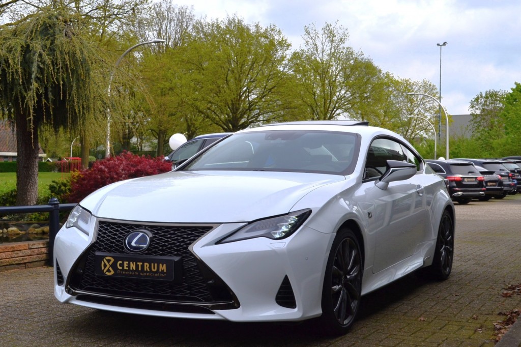 LEXUS Rc RC 300h Coupe F Sport Alle opties