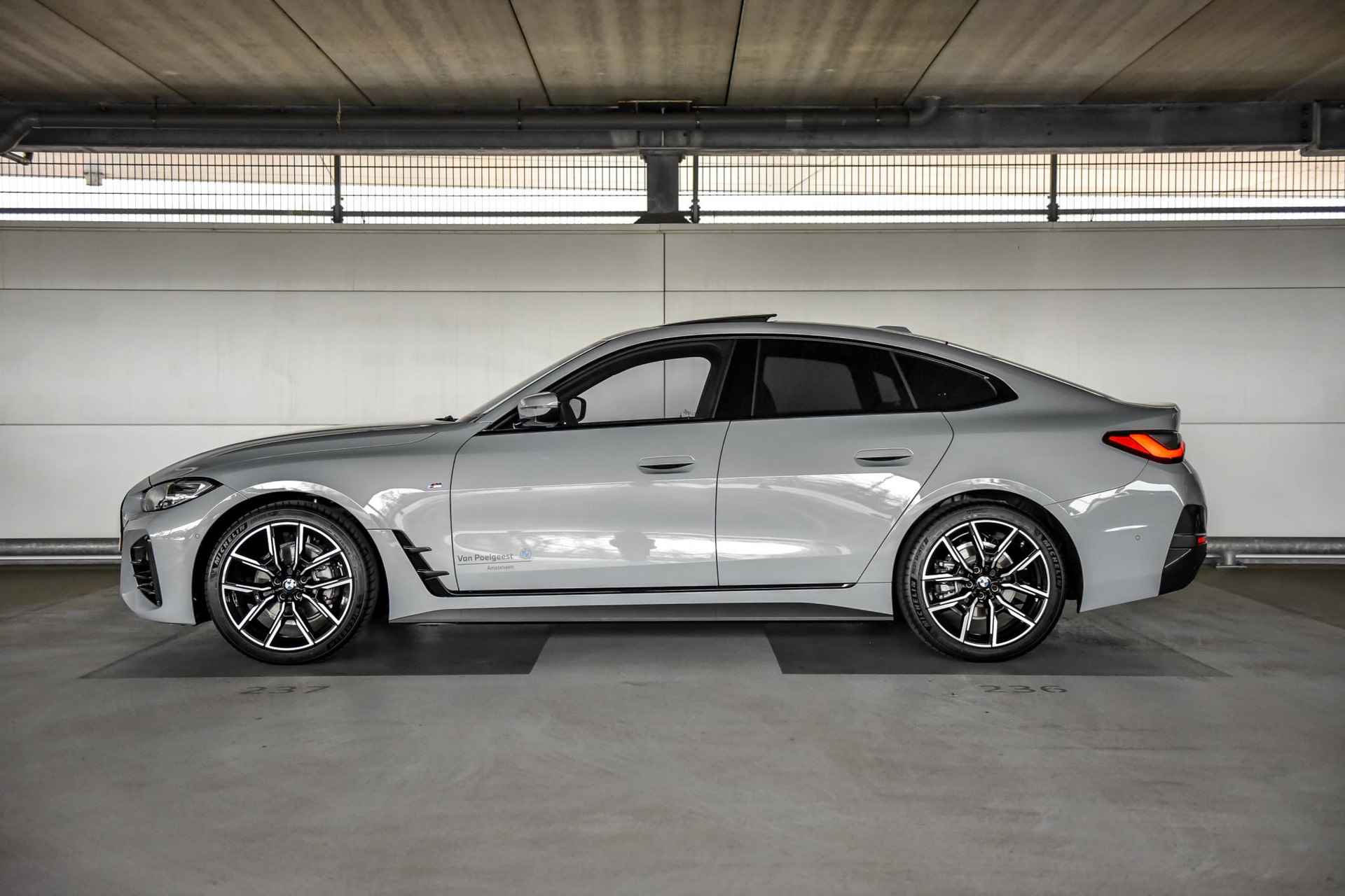 BMW 4 Serie Gran Coupé 420i High Executive | Trekhaak met elektrisch wegklapbare kogel | Ambiance verlichting - 3/22