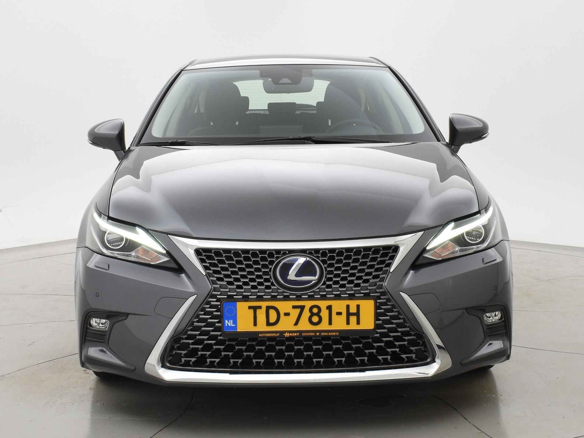 Lexus CT 200h BUSINESS LINE + CAMERA / NAVIGATIE / LED / DEALER ONDERHOUDEN BTW - 7/31