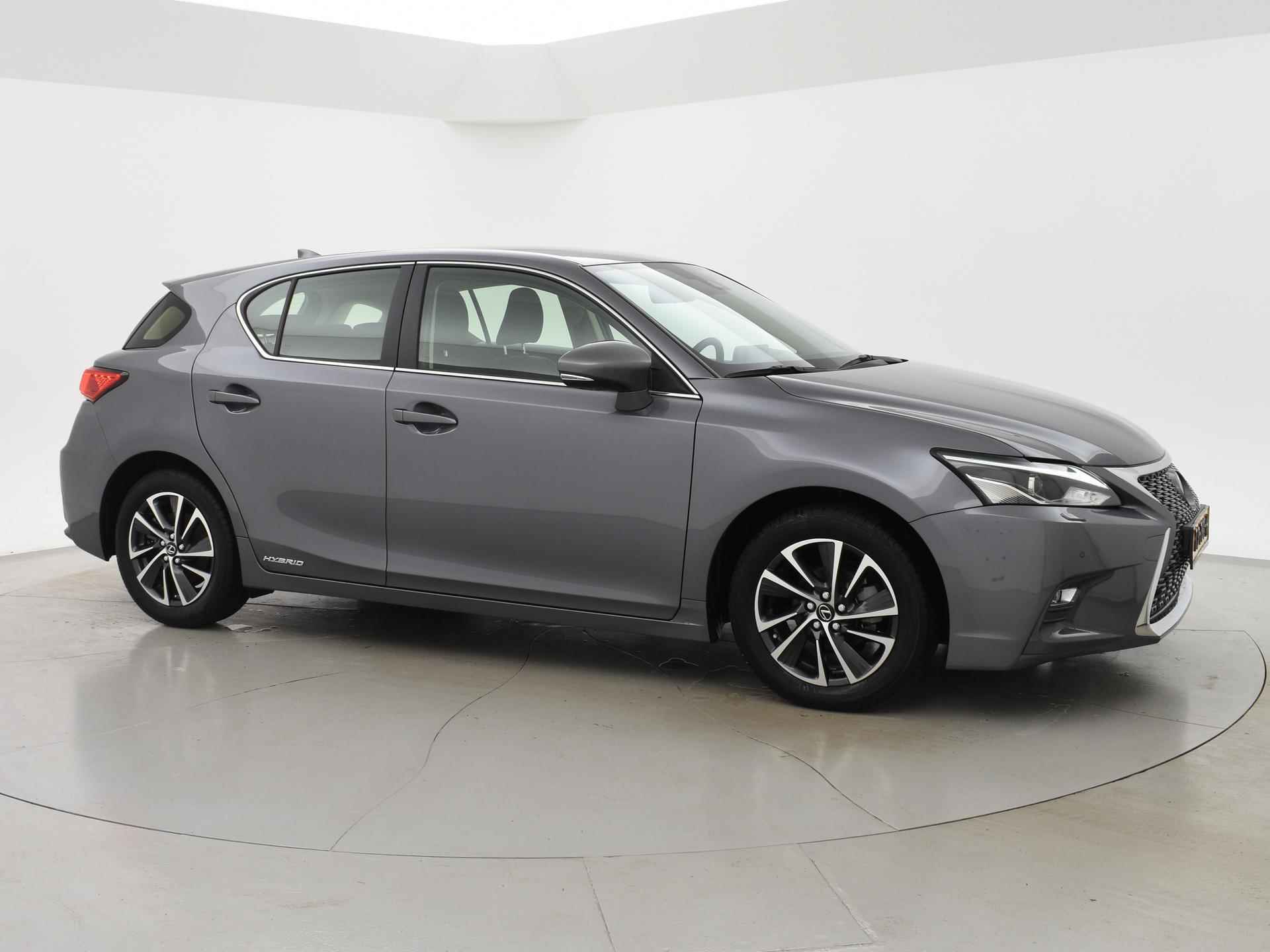 Lexus CT 200h BUSINESS LINE + CAMERA / NAVIGATIE / LED / DEALER ONDERHOUDEN BTW - 10/31