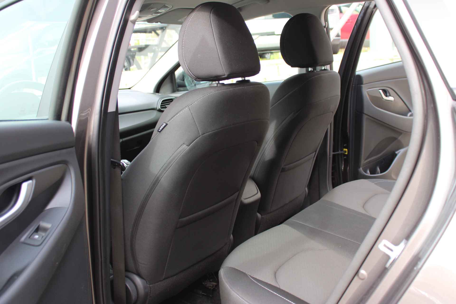 Hyundai i30 Wagon 1.4 Turbo GDI 140 PK Comfort | Navi | Camera | Cruise control | NL auto - 12/23