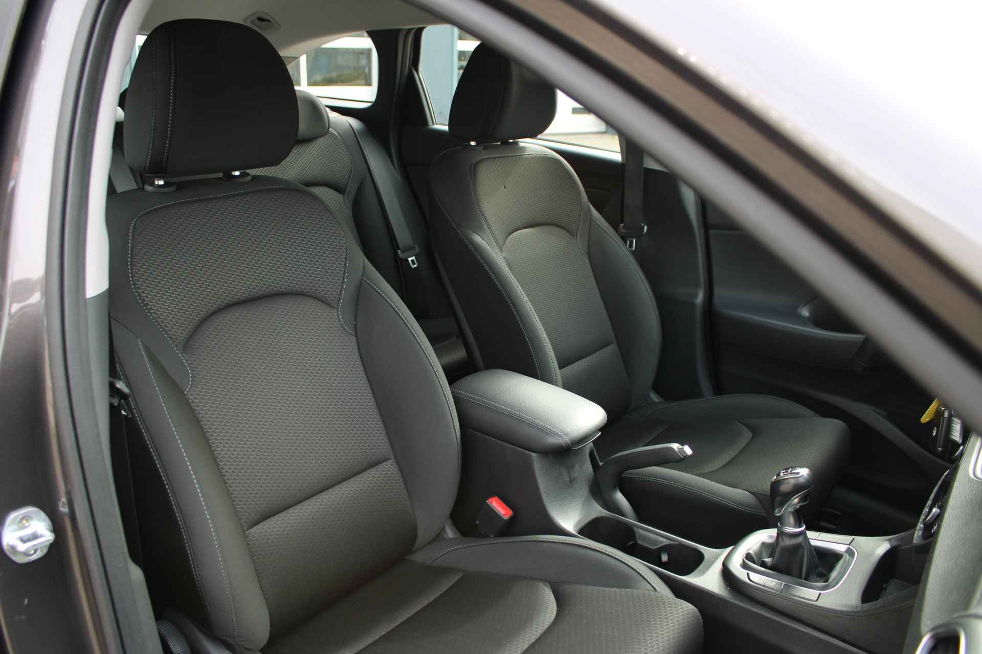 Hyundai i30 Wagon 1.4 Turbo GDI 140 PK Comfort | Navi | Camera | Cruise control | NL auto - 14/23