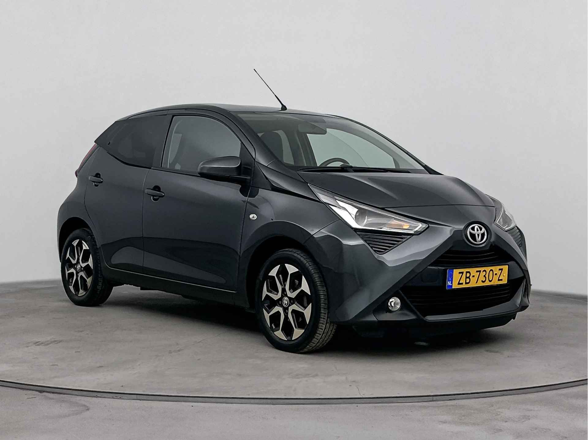 Toyota Aygo 1.0 VVT-i x-joy | Camera | Airco Aut. | LM velgen | - 17/42