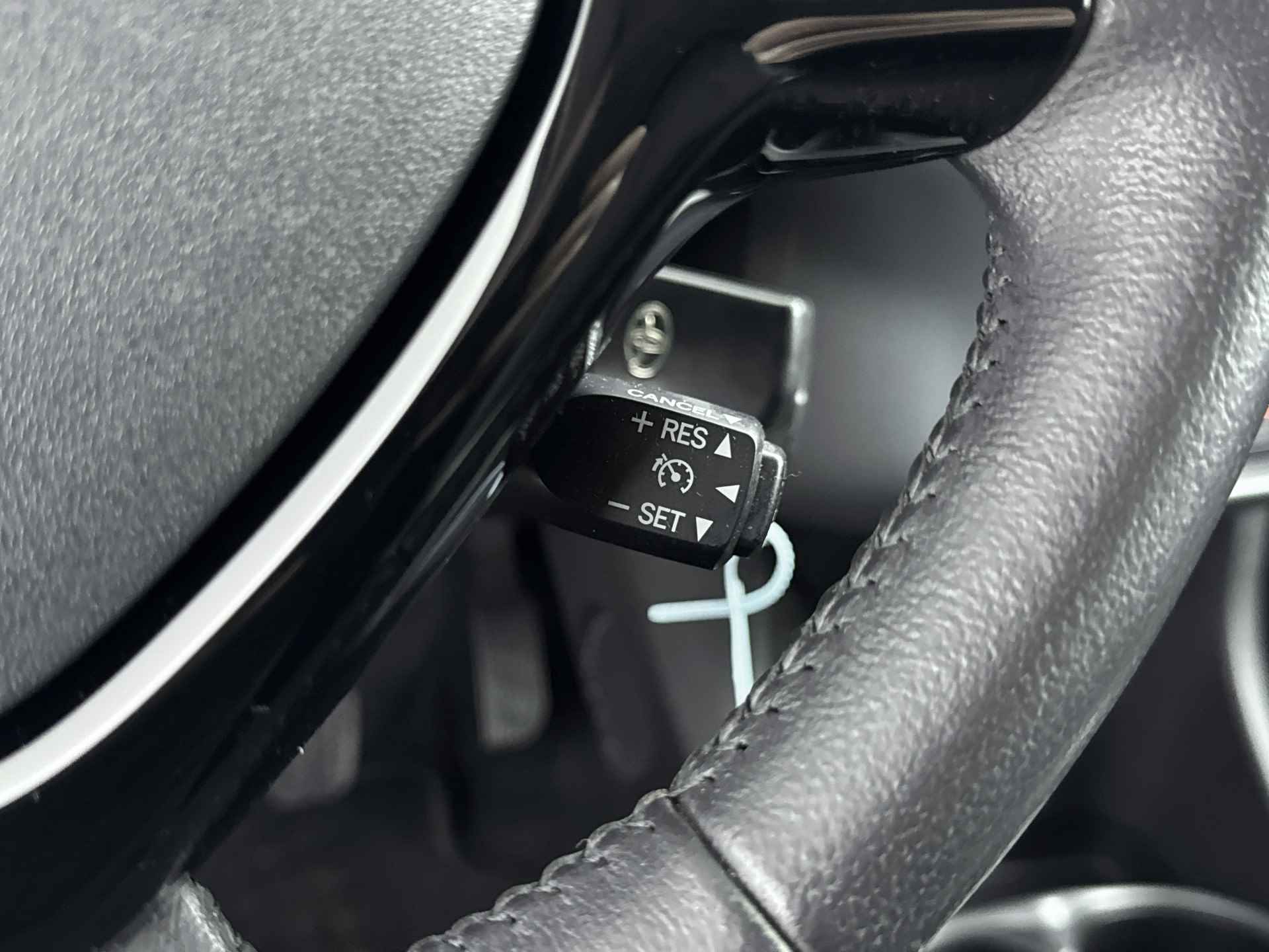 Toyota Aygo 1.0 VVT-i x-joy | Camera | Airco Aut. | LM velgen | - 26/42