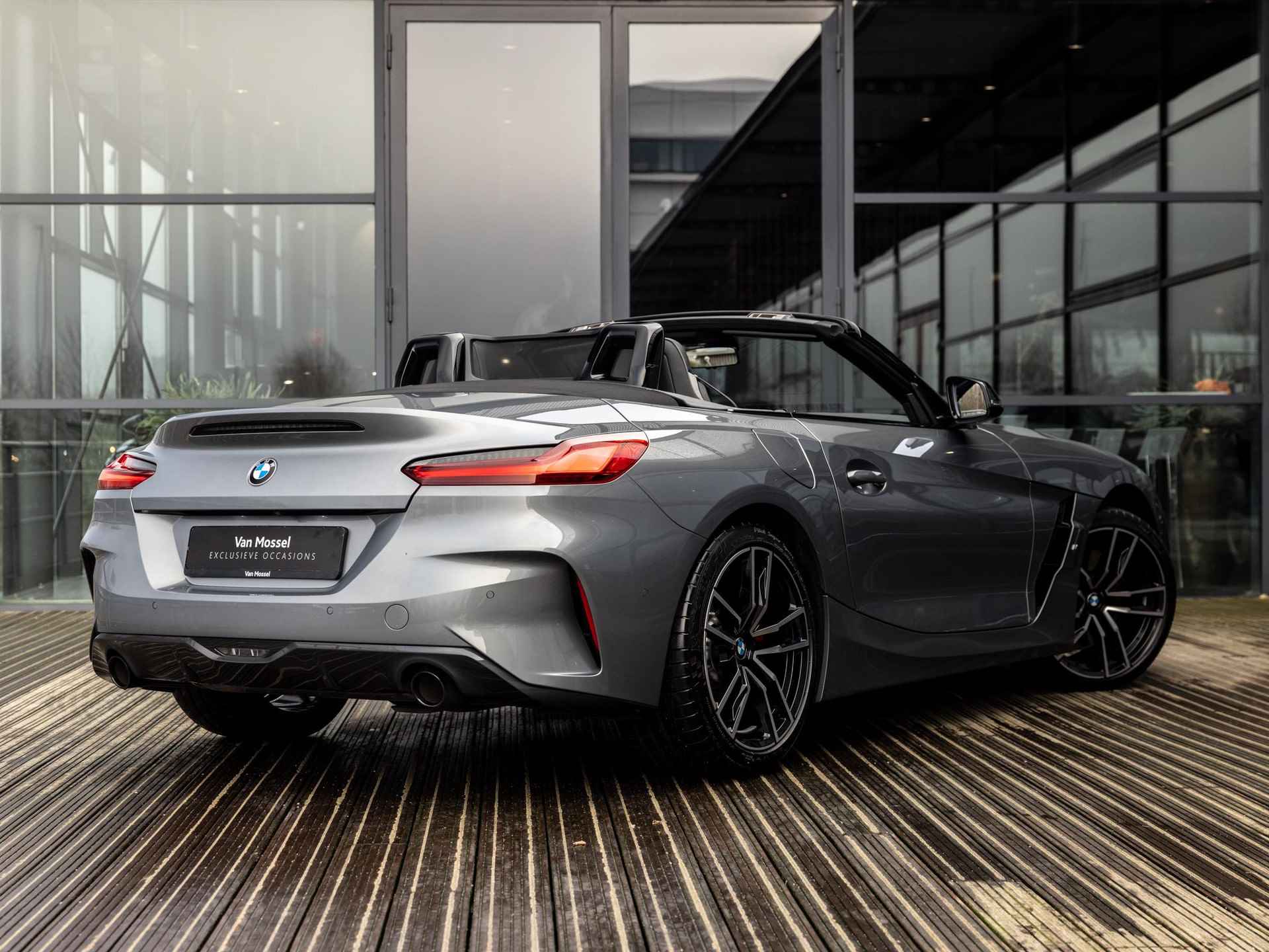 BMW Z4 Roadster sDrive30i Business Edition Plus M-PAKKET | EERSTE EIGENAAR | NDL GELEVERD | HARMAN KARDON | HEAD UP DISPLAY | 19" M-VELGEN | SHADOWLINE | MEMORY | ADAPT. CRUISE | CAMERA - 8/51