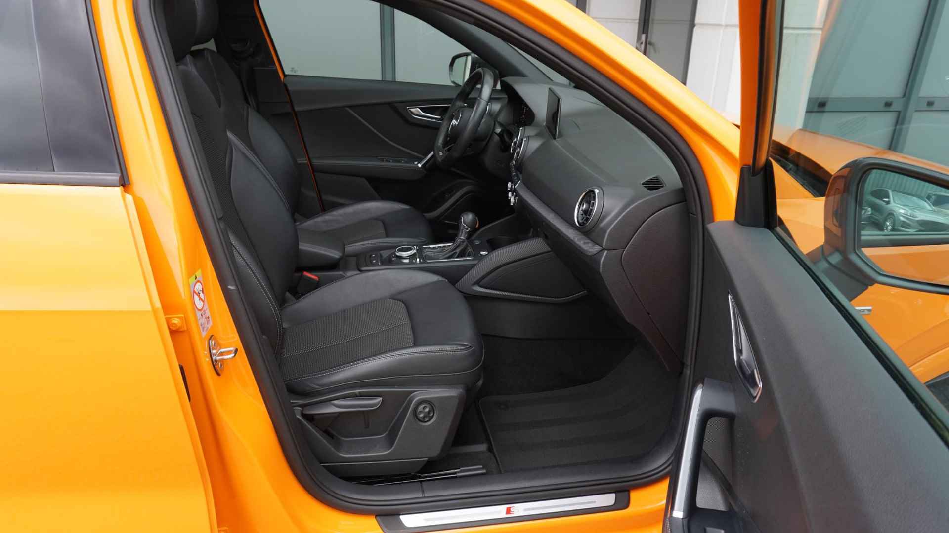 Audi Q2 1.4 TFSI 150pk 2x S-Line Pano.Dak B&O Head-Up 19inch LM Rotor Afn.Trekhaak Carbon pack & Black Pack Keyless Virtual Cockpit *Papaya Orange Pearl* 1e Eigenaar! - 10/84