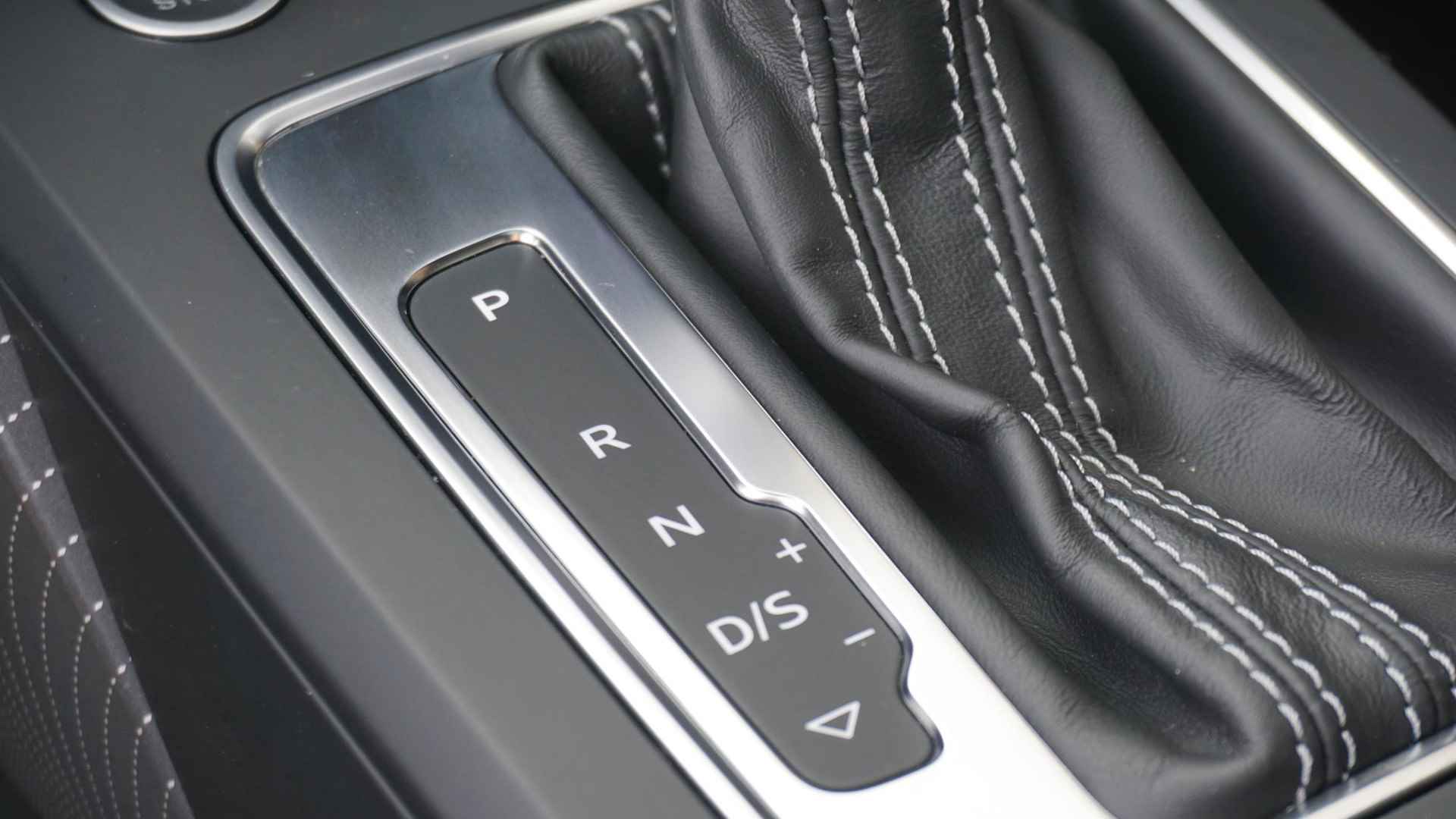 Audi Q2 1.4 TFSI 150pk 2x S-Line Pano.Dak B&O Head-Up 19inch LM Rotor Afn.Trekhaak Carbon pack & Black Pack Keyless Virtual Cockpit *Papaya Orange Pearl* 1e Eigenaar! - 41/84