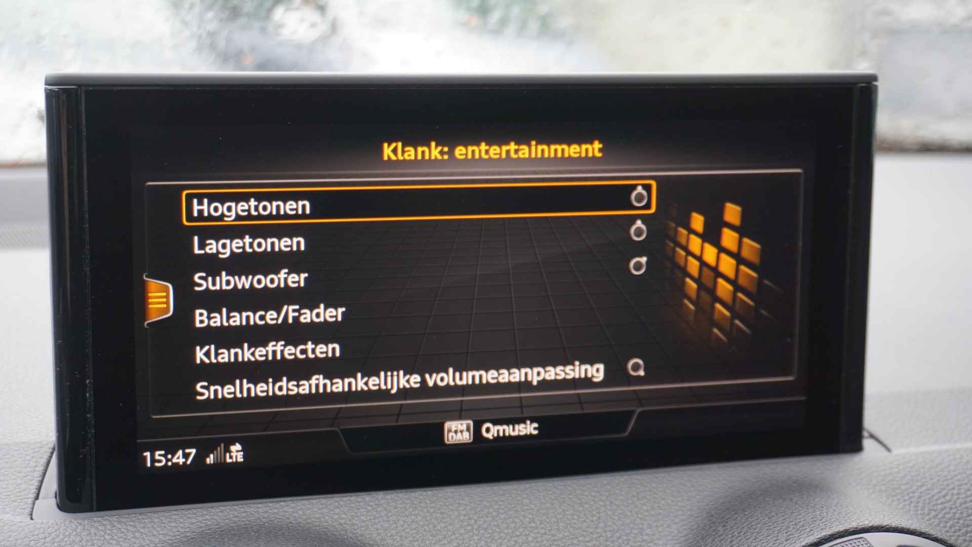 Audi Q2 1.4 TFSI 150pk 2x S-Line Pano.Dak B&O Head-Up 19inch LM Rotor Afn.Trekhaak Carbon pack & Black Pack Keyless Virtual Cockpit *Papaya Orange Pearl* 1e Eigenaar! - 50/84