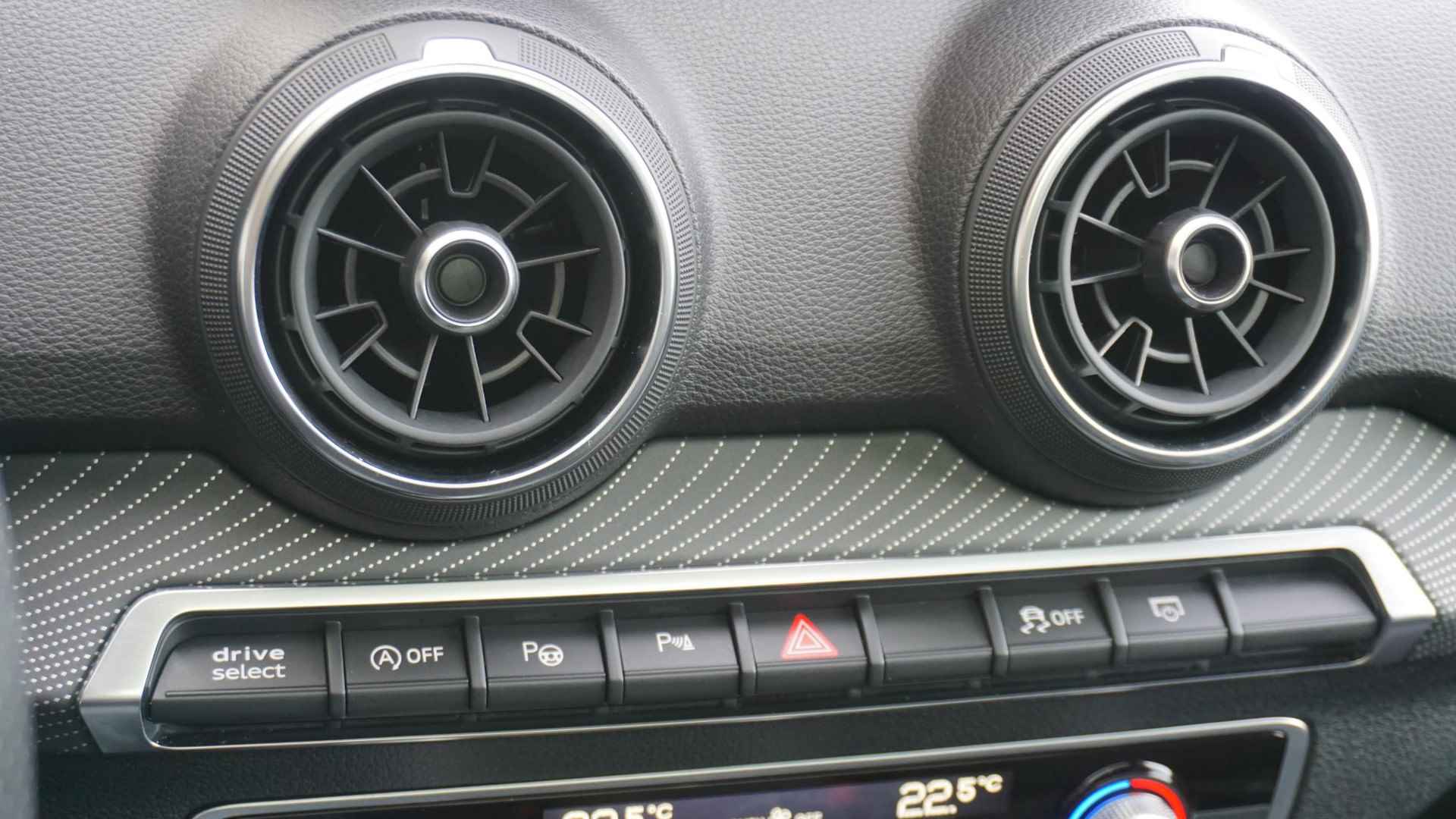 Audi Q2 1.4 TFSI 150pk 2x S-Line Pano.Dak B&O Head-Up 19inch LM Rotor Afn.Trekhaak Carbon pack & Black Pack Keyless Virtual Cockpit *Papaya Orange Pearl* 1e Eigenaar! - 51/84