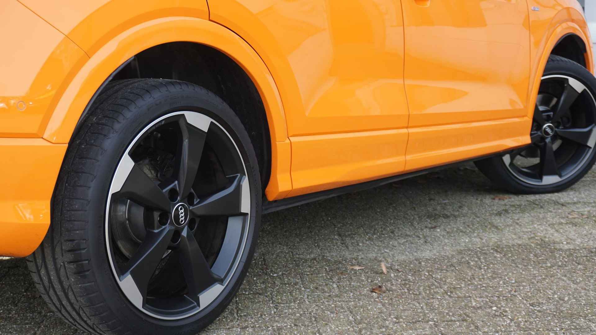 Audi Q2 1.4 TFSI 150pk 2x S-Line Pano.Dak B&O Head-Up 19inch LM Rotor Afn.Trekhaak Carbon pack & Black Pack Keyless Virtual Cockpit *Papaya Orange Pearl* 1e Eigenaar! - 81/84