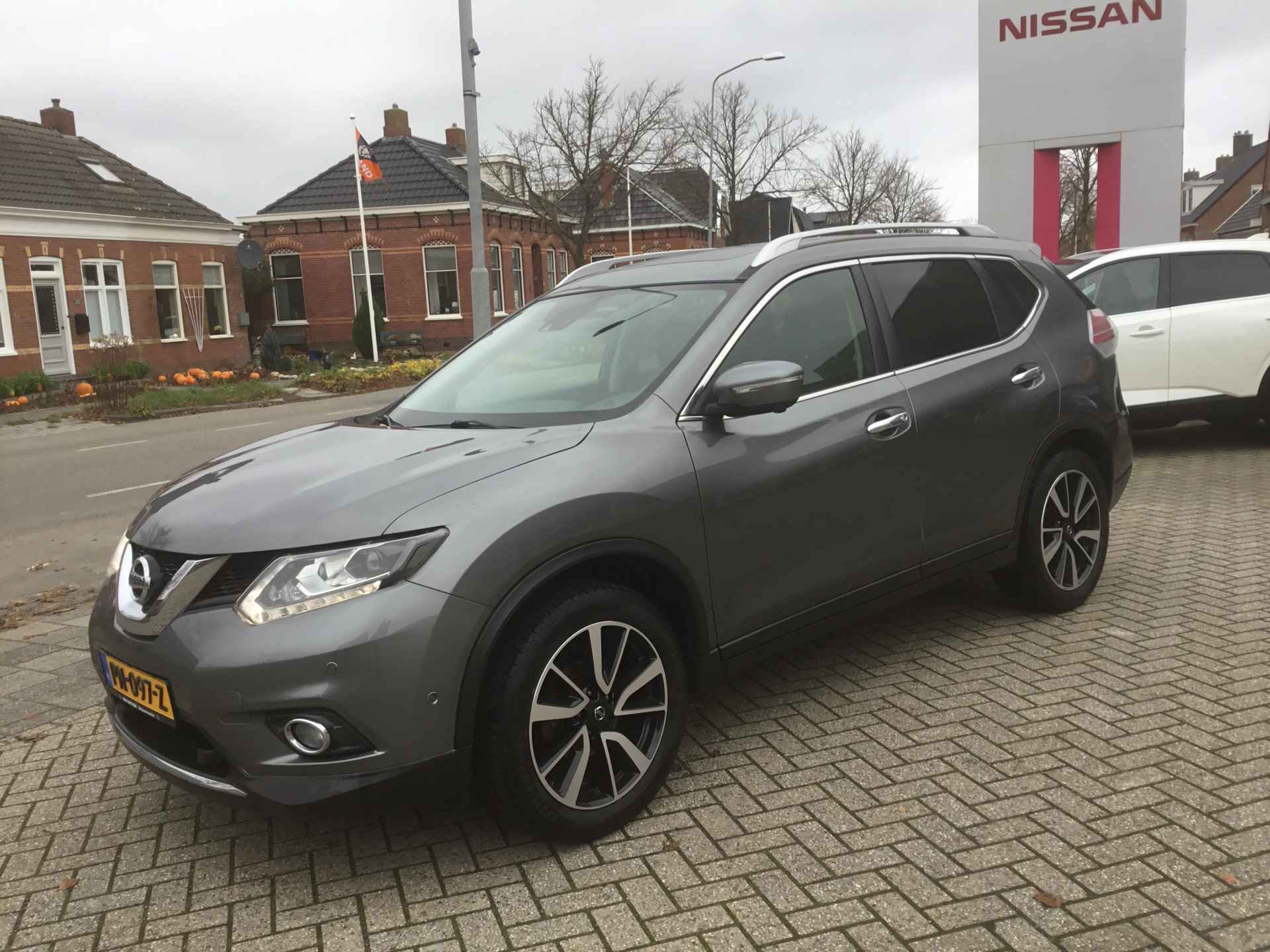 Nissan X-Trail 1.6 DIG-T 163 Tekna - 3/36