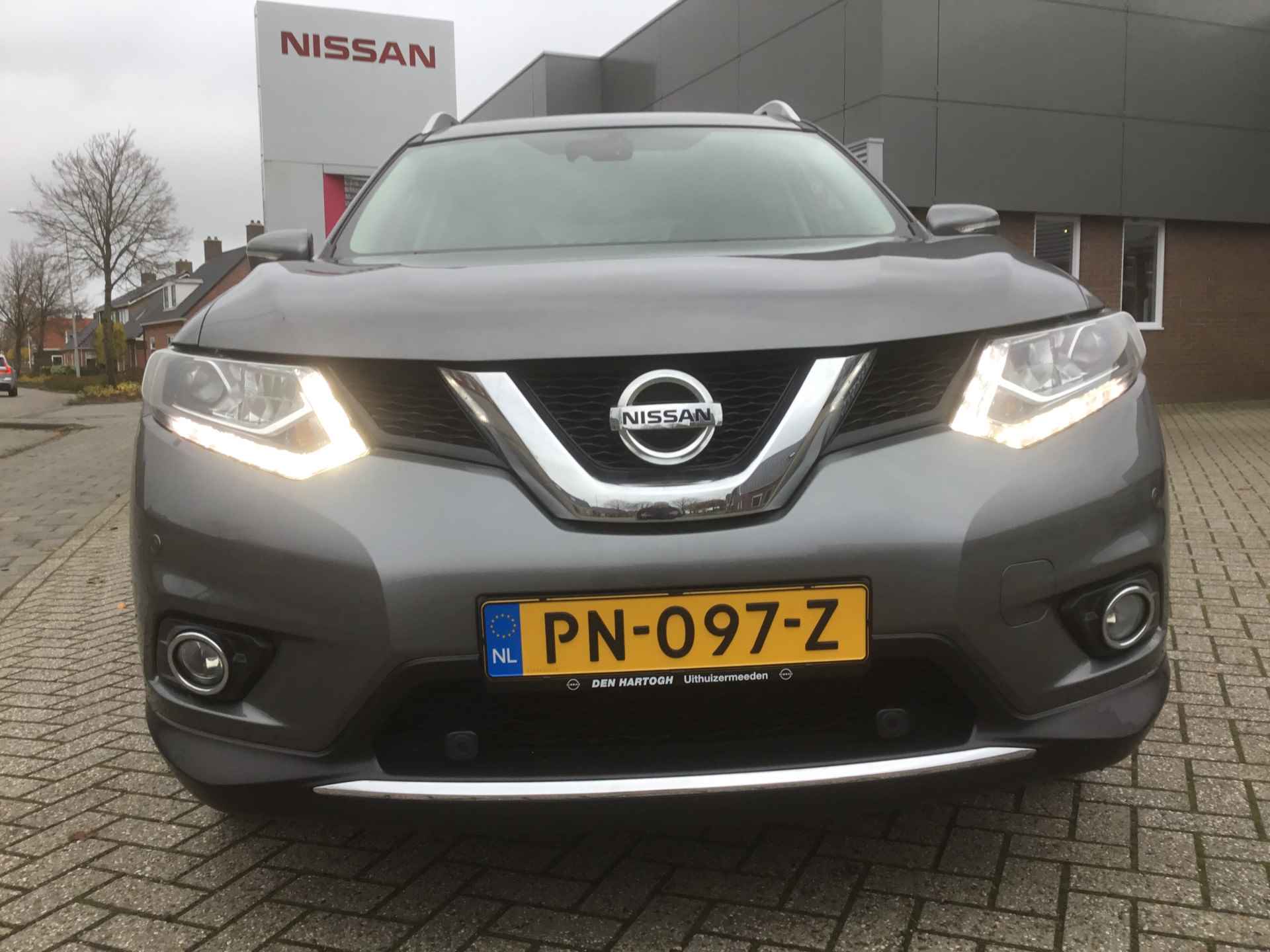 Nissan X-Trail 1.6 DIG-T 163 Tekna - 28/36