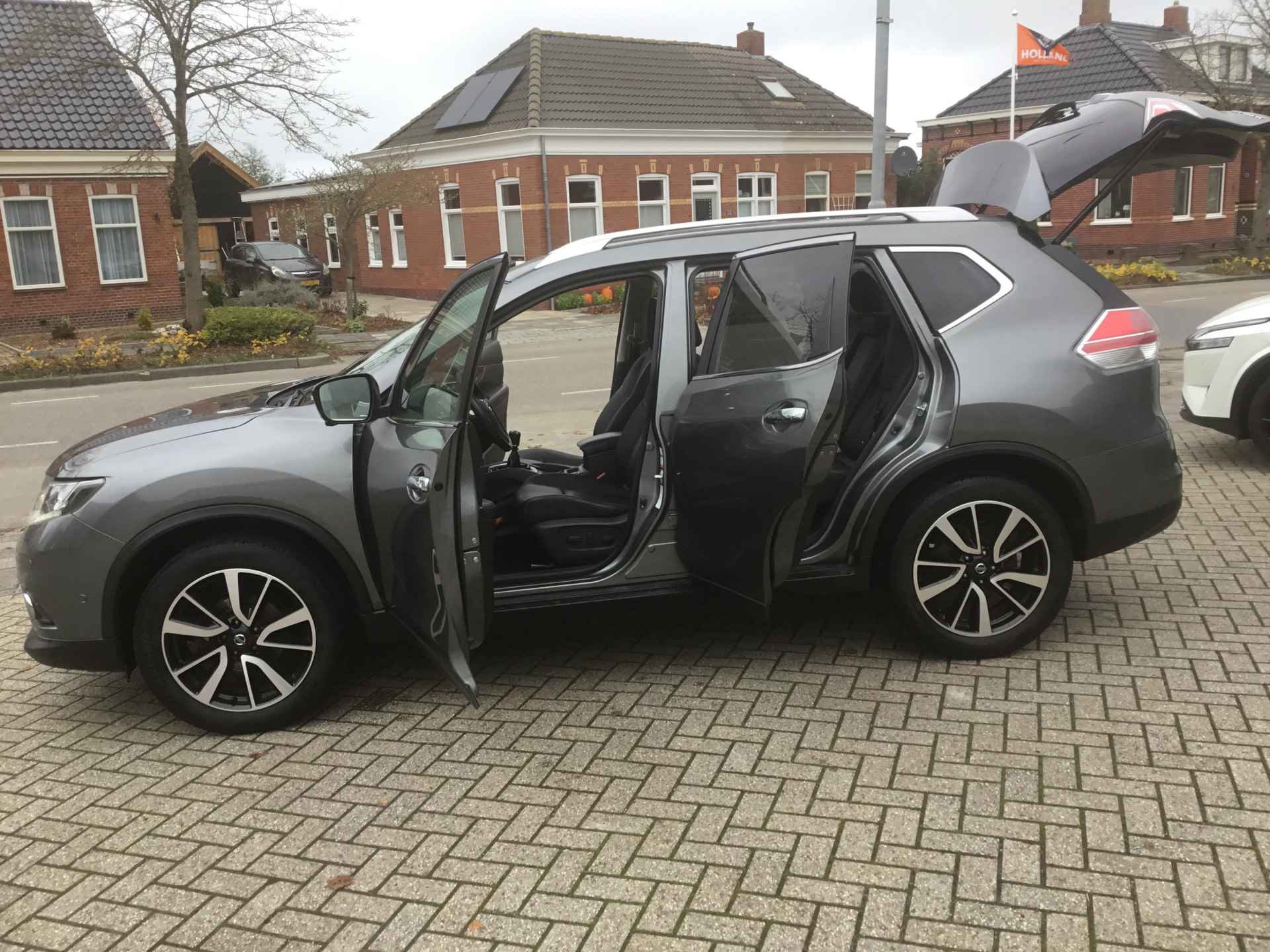 Nissan X-Trail 1.6 DIG-T 163 Tekna - 30/36