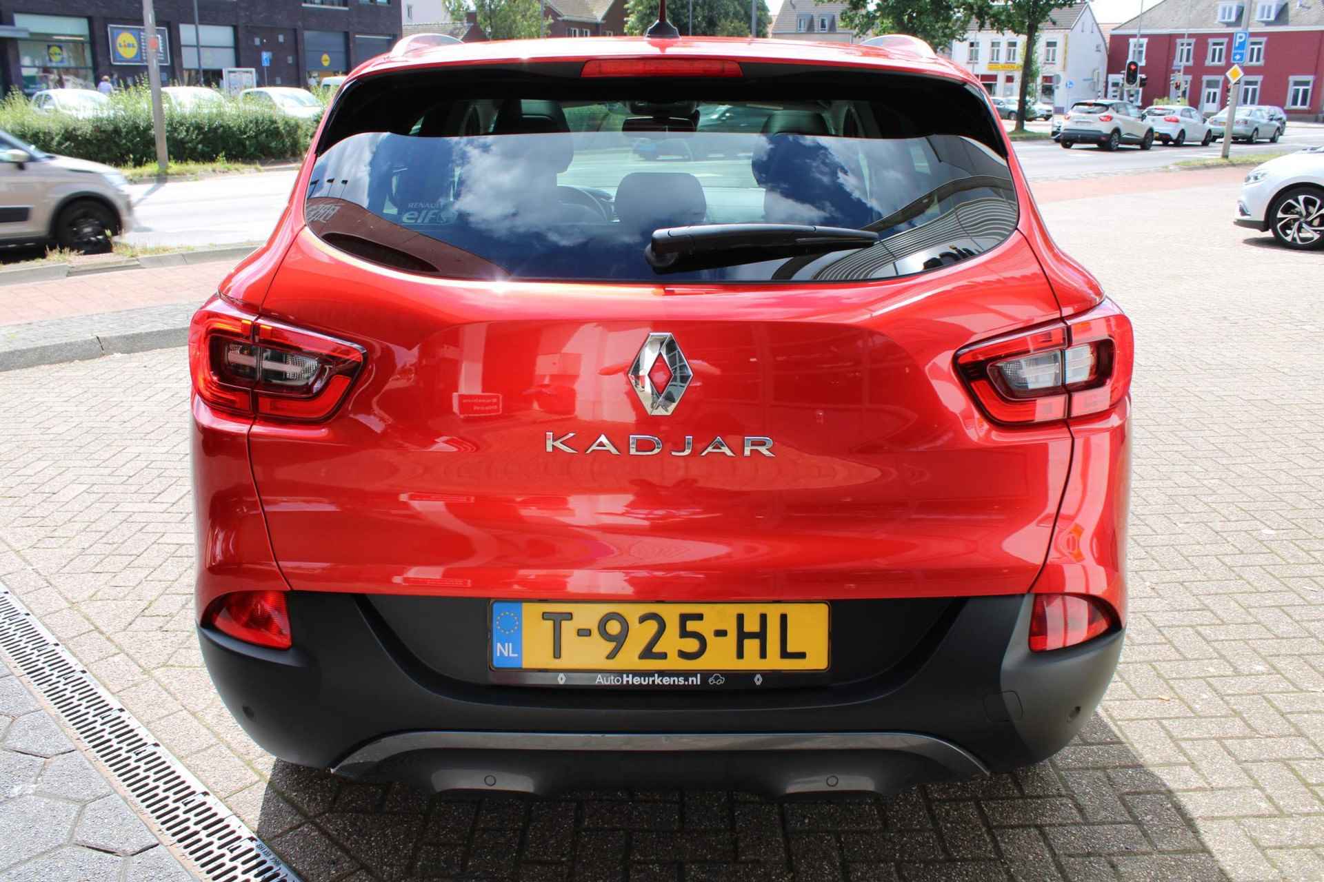 Renault Kadjar TCe 130 Intens Panoramadak | Parksensors Achter | weinig kms | - 11/33